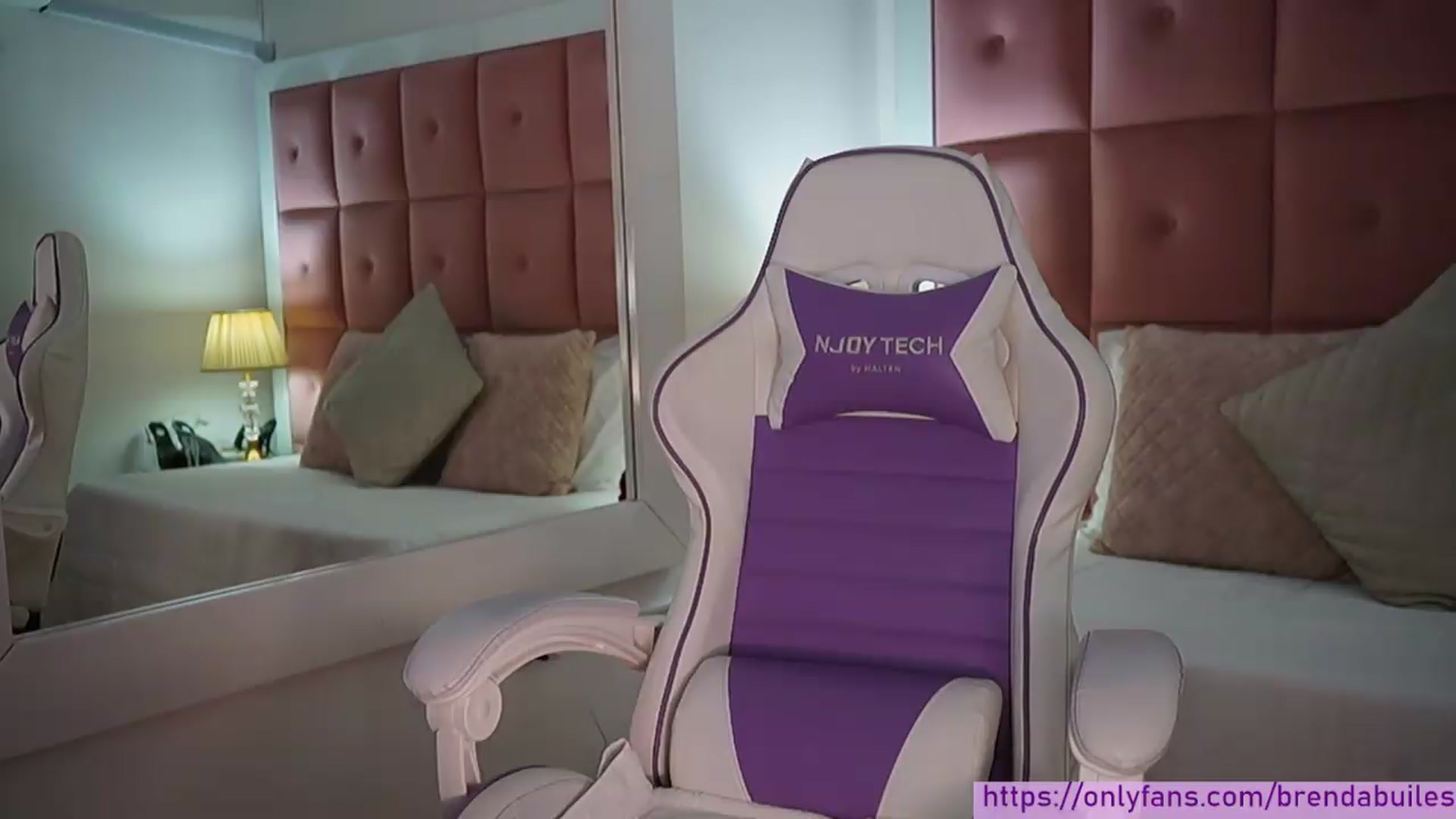 Gallery image thumbnail from BrendaBuiles's myfreecams stream on, 05/12/2026, 24:02 image 12 of 20