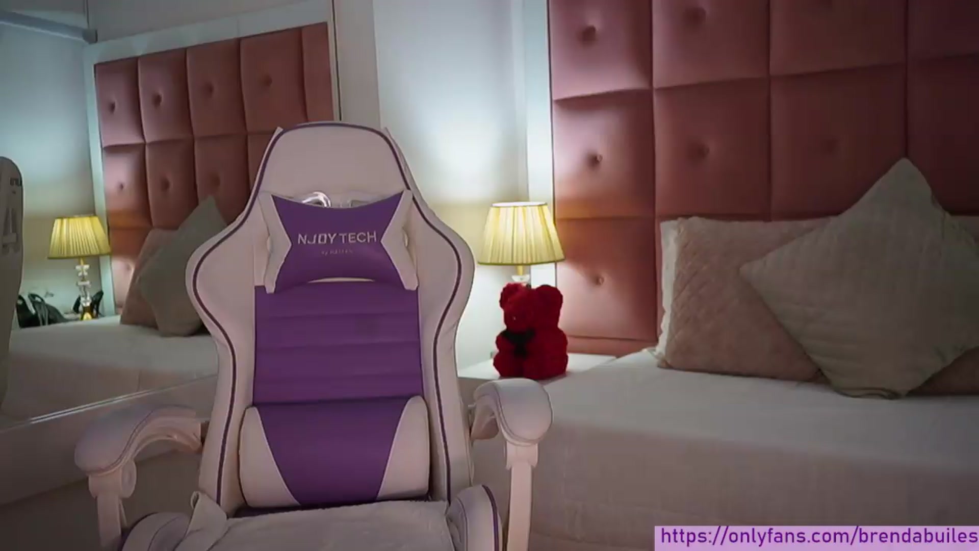 Gallery image thumbnail from BrendaBuiles's myfreecams stream on, 05/12/2026, 24:02 image 10 of 20