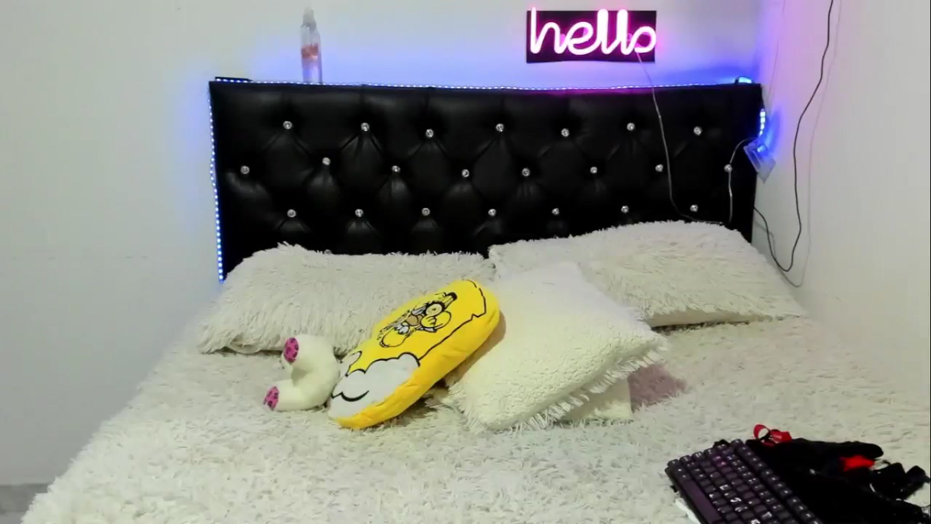 Gallery image thumbnail from Brenda_Martin's myfreecams stream on, 08/17/2023, 19:52 image 3 of 20