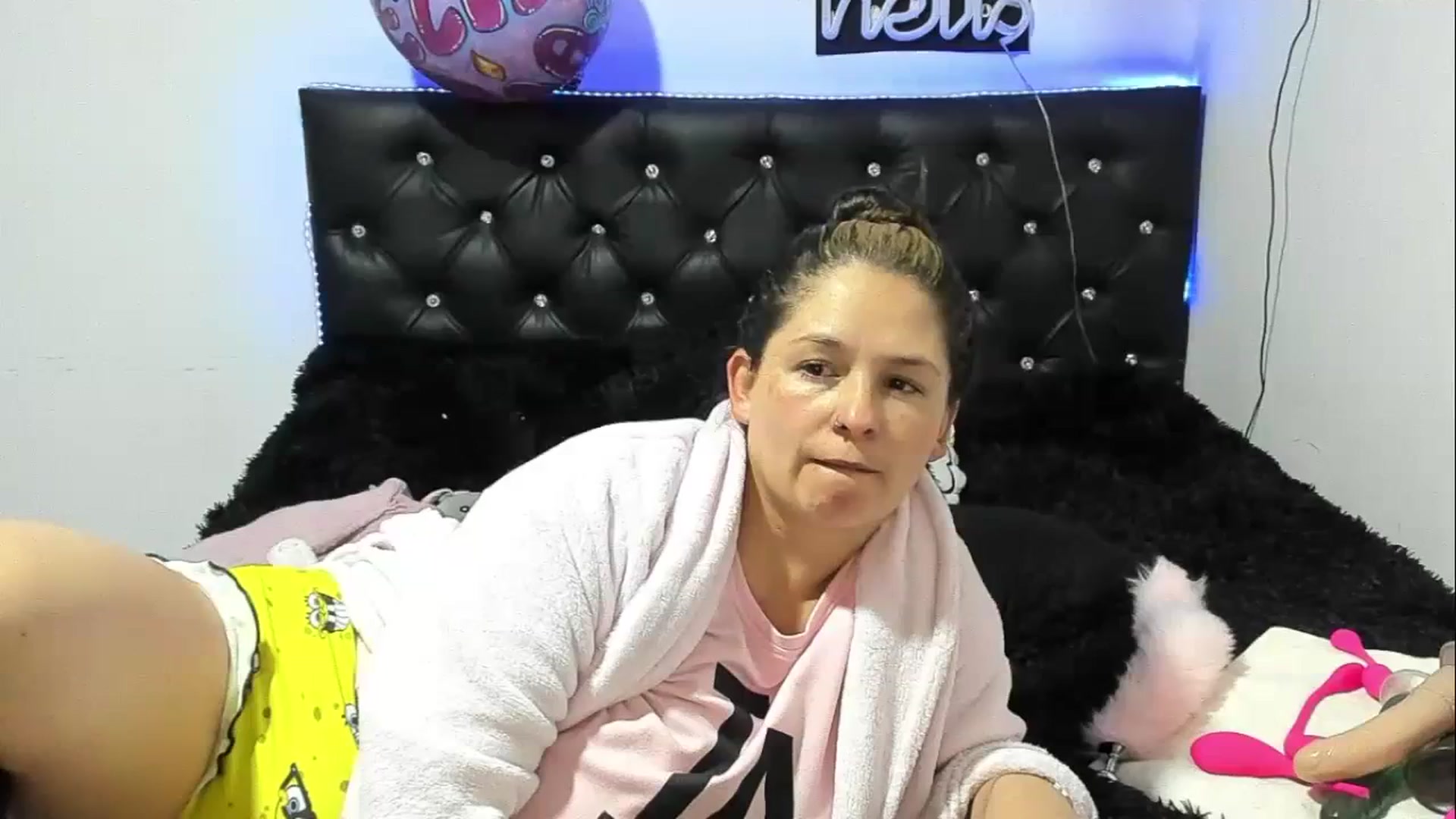 Gallery image thumbnail from Brenda_Martin's myfreecams stream on, 08/25/2023, 11:02 image 15 of 20