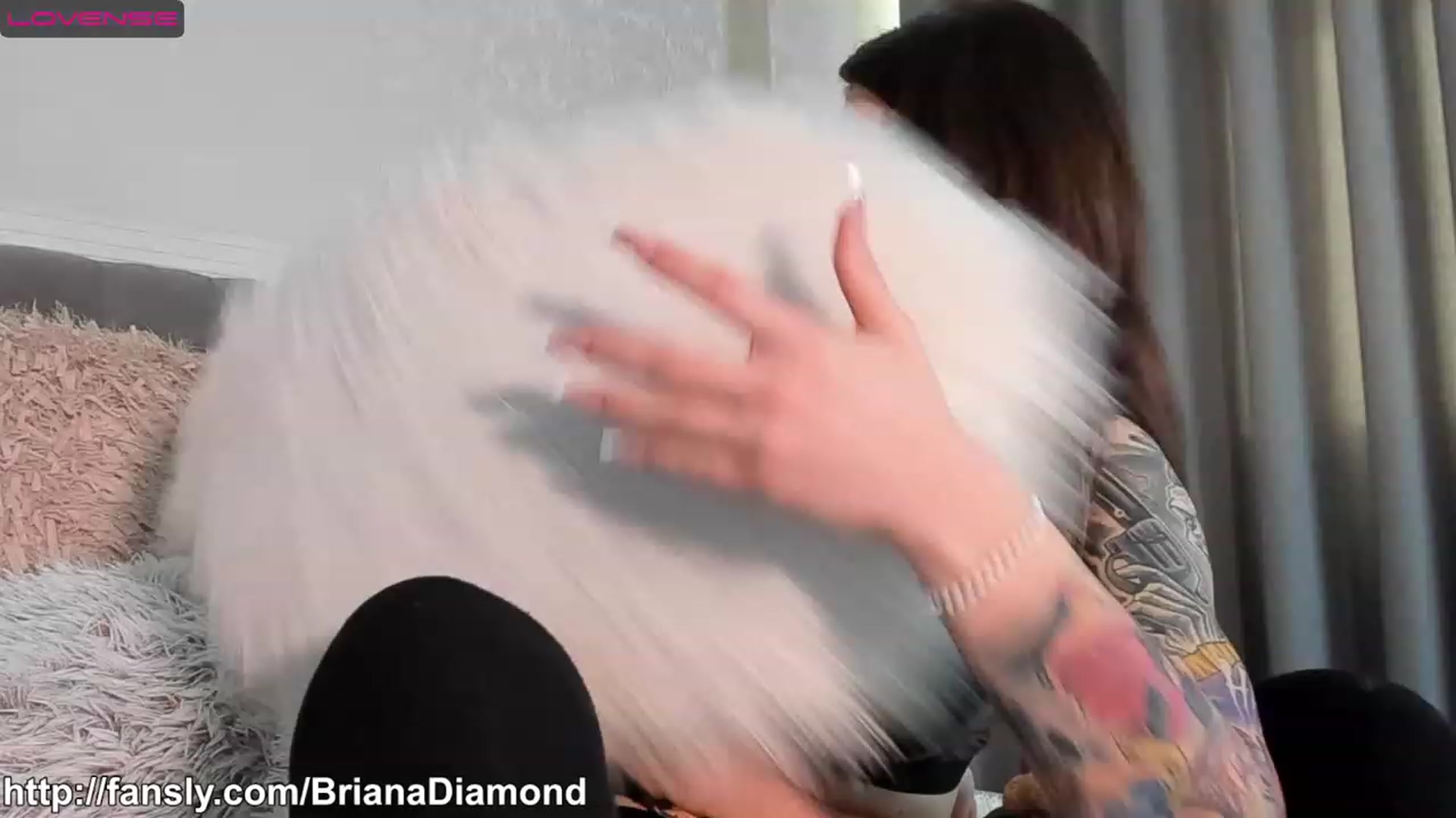 Gallery image thumbnail from Bri_Diamond's myfreecams stream on, 02/02/2023, 07:36 image 1 of 20