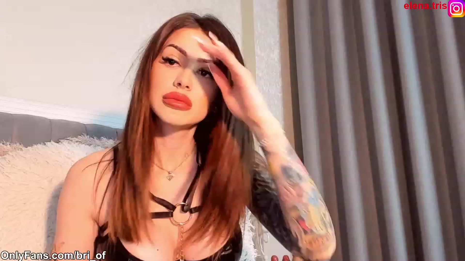 Gallery image thumbnail from Bri_Diamond's myfreecams stream on, 04/12/2023, 24:33 image 4 of 20