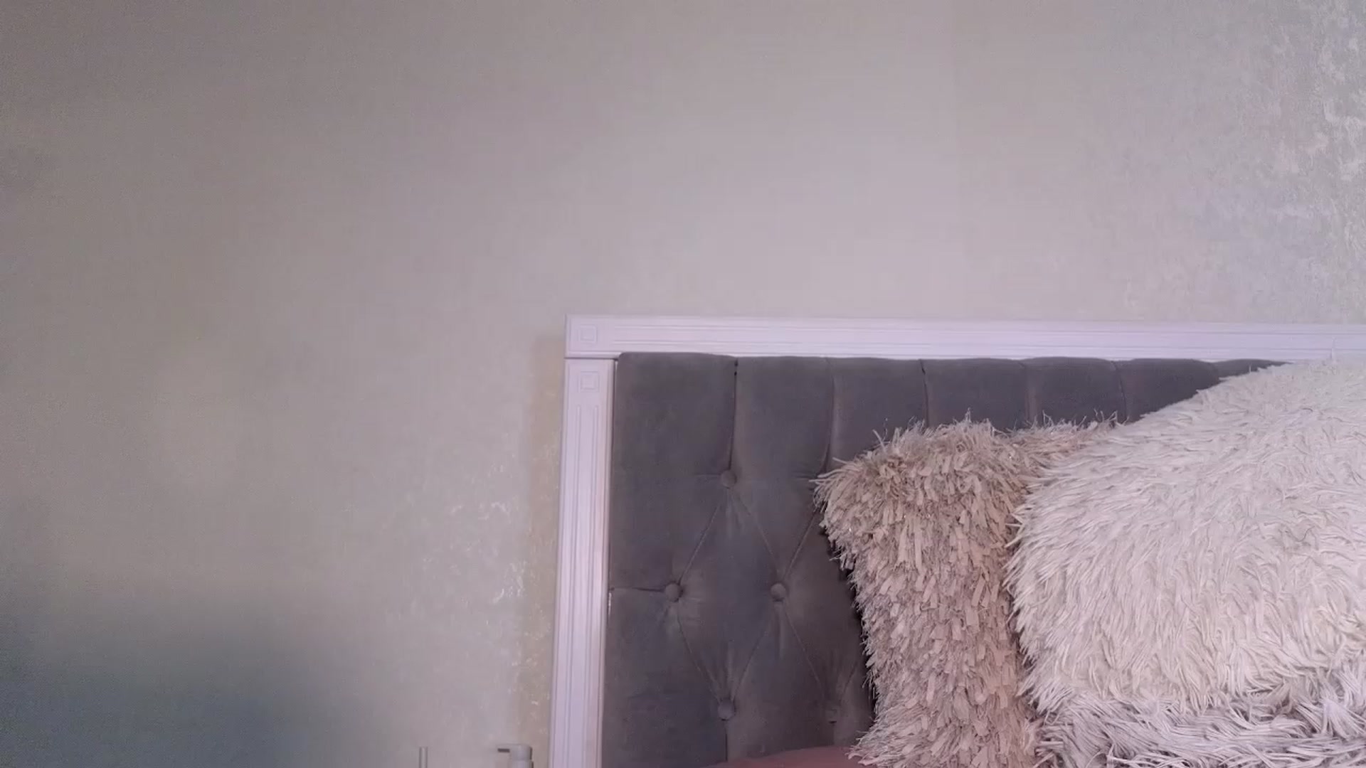 Gallery image thumbnail from Bri_Diamond's myfreecams stream on, 10/05/2023, 09:11 image 17 of 20
