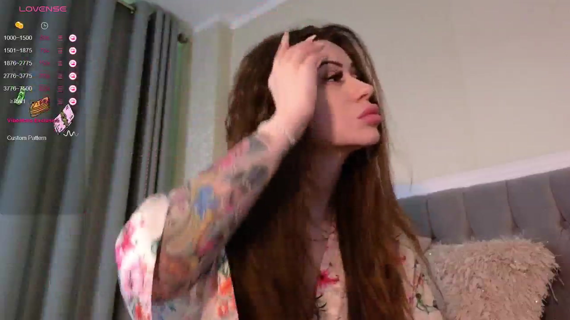 Gallery image thumbnail from Bri_Diamond's myfreecams stream on, 05/22/2024, 12:08 image 17 of 20