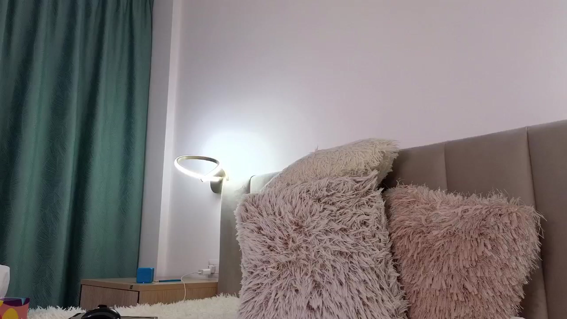 Gallery image thumbnail from Bri_Diamond's myfreecams stream on, 07/24/2024, 06:18 image 8 of 20