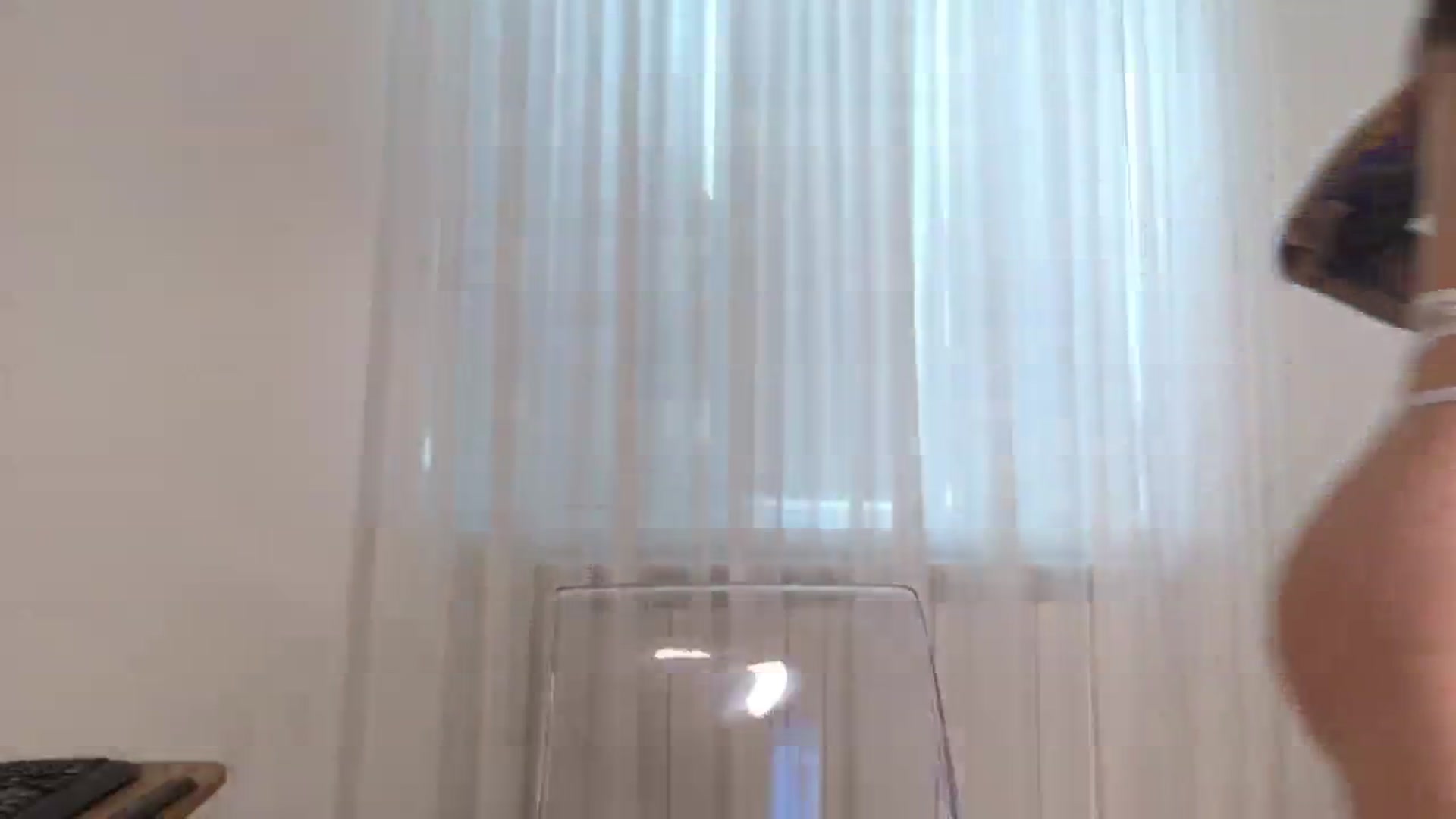 Gallery image thumbnail from Bri_Diamond's myfreecams stream on, 10/18/2024, 08:41 image 13 of 20