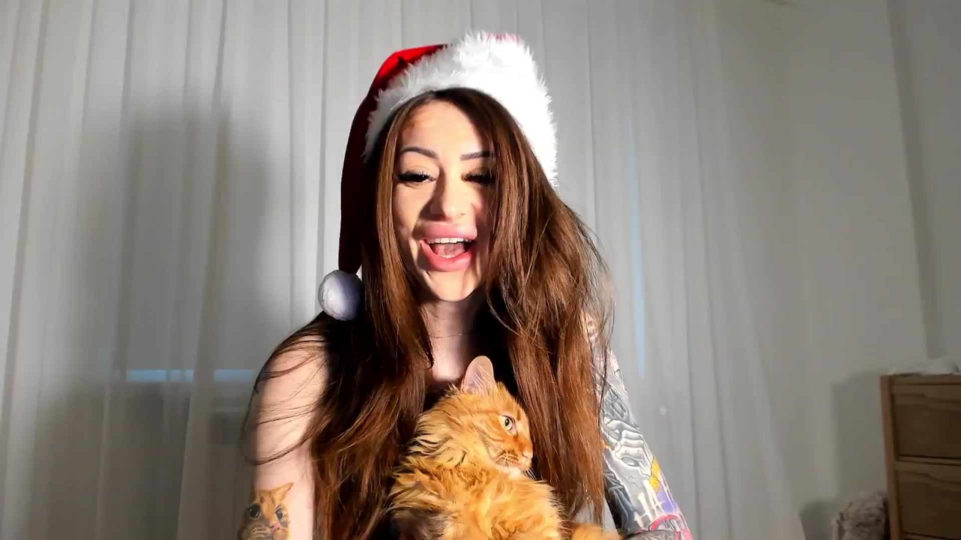 Gallery image thumbnail from Bri_Diamond's myfreecams stream on, 12/25/2024, 10:44 image 3 of 20