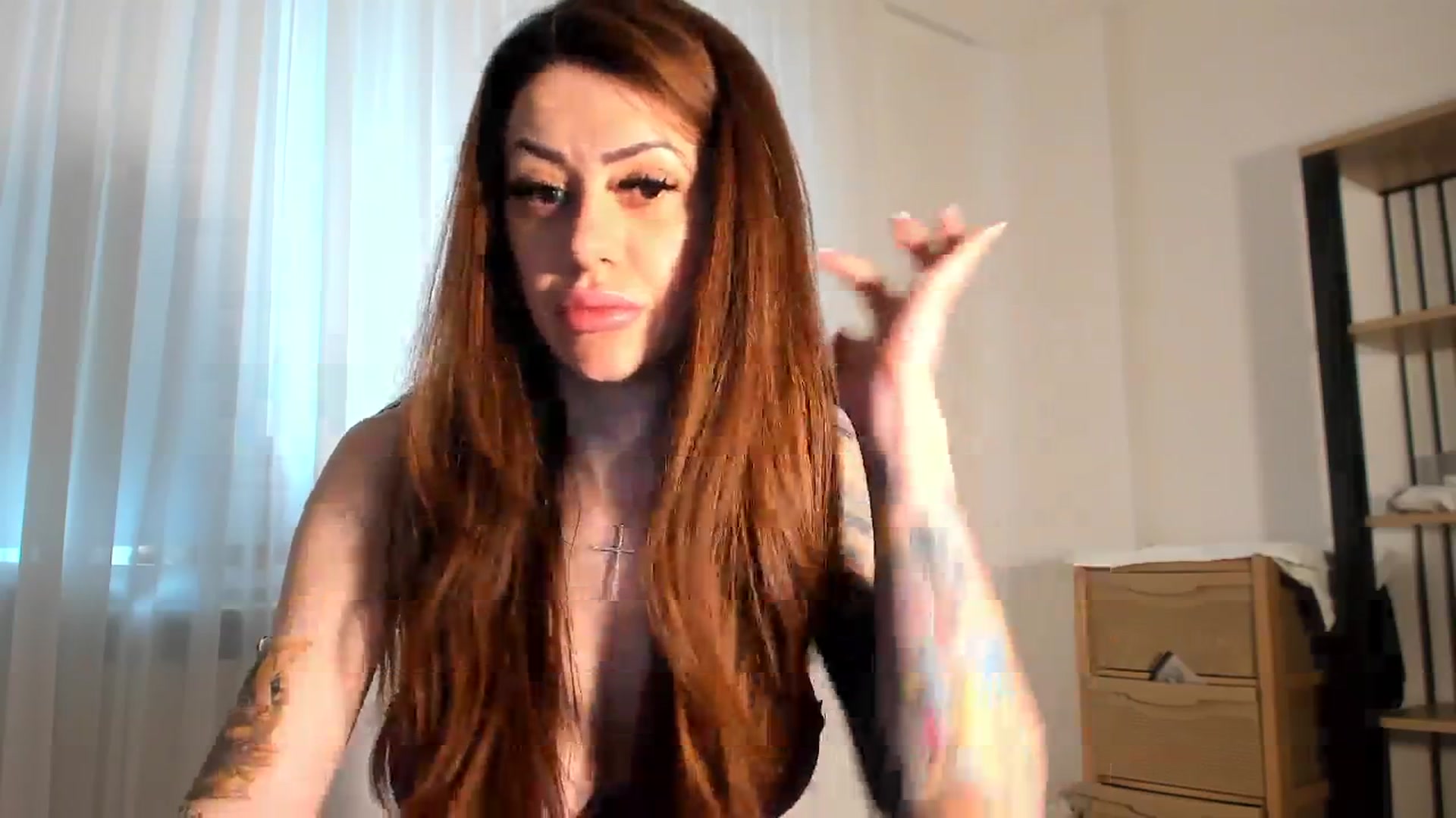 Gallery image thumbnail from Bri_Diamond's myfreecams stream on, 01/07/2025, 13:03 image 12 of 20