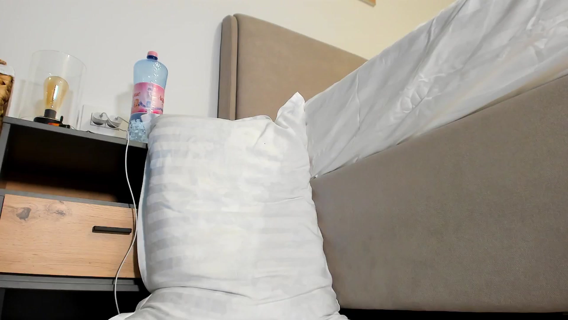 Gallery image thumbnail from Bri_Diamond's myfreecams stream on, 03/14/2025, 16:45 image 18 of 20