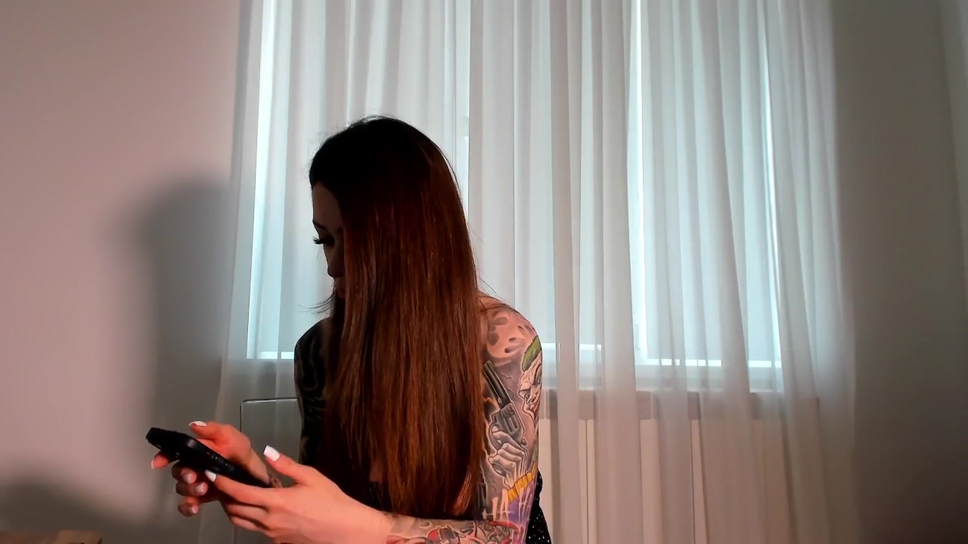 Gallery image thumbnail from Bri_Diamond's myfreecams stream on, 04/12/2025, 08:12 image 16 of 20