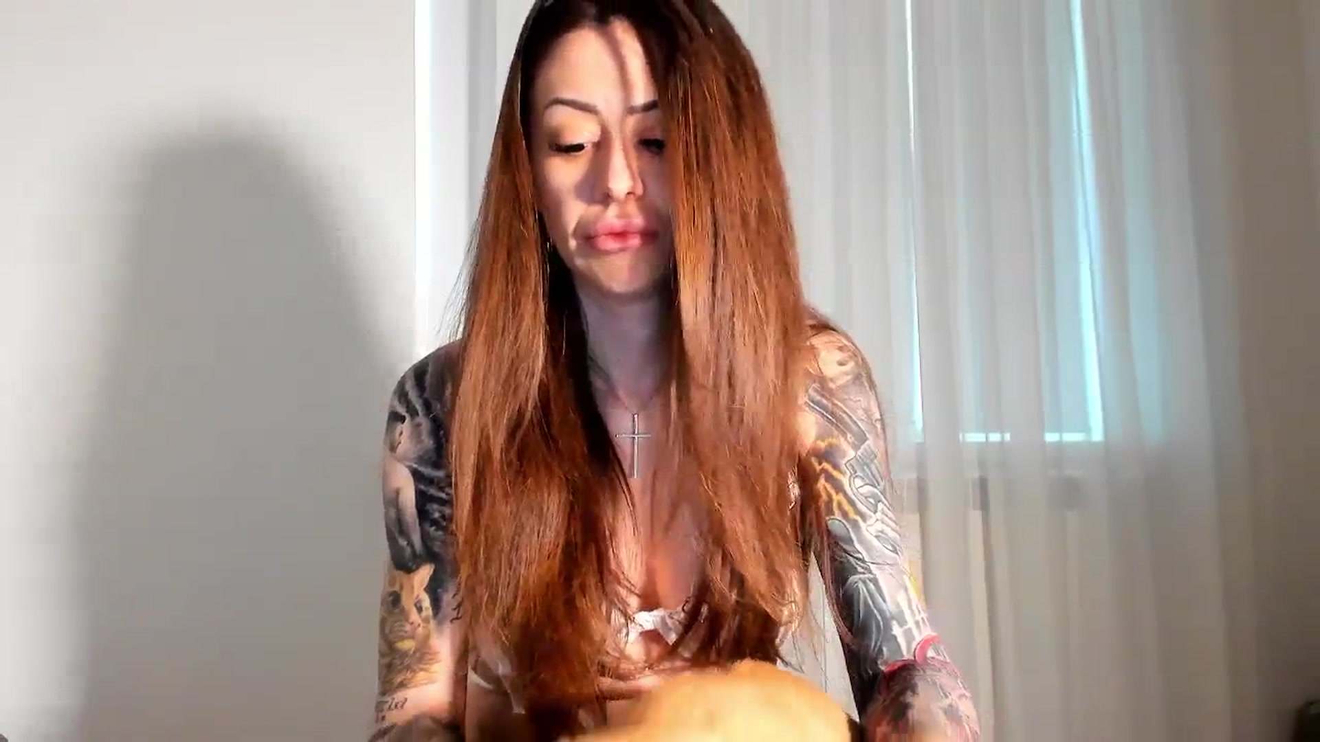 Gallery image thumbnail from Bri_Diamond's myfreecams stream on, 05/06/2025, 12:34 image 5 of 20