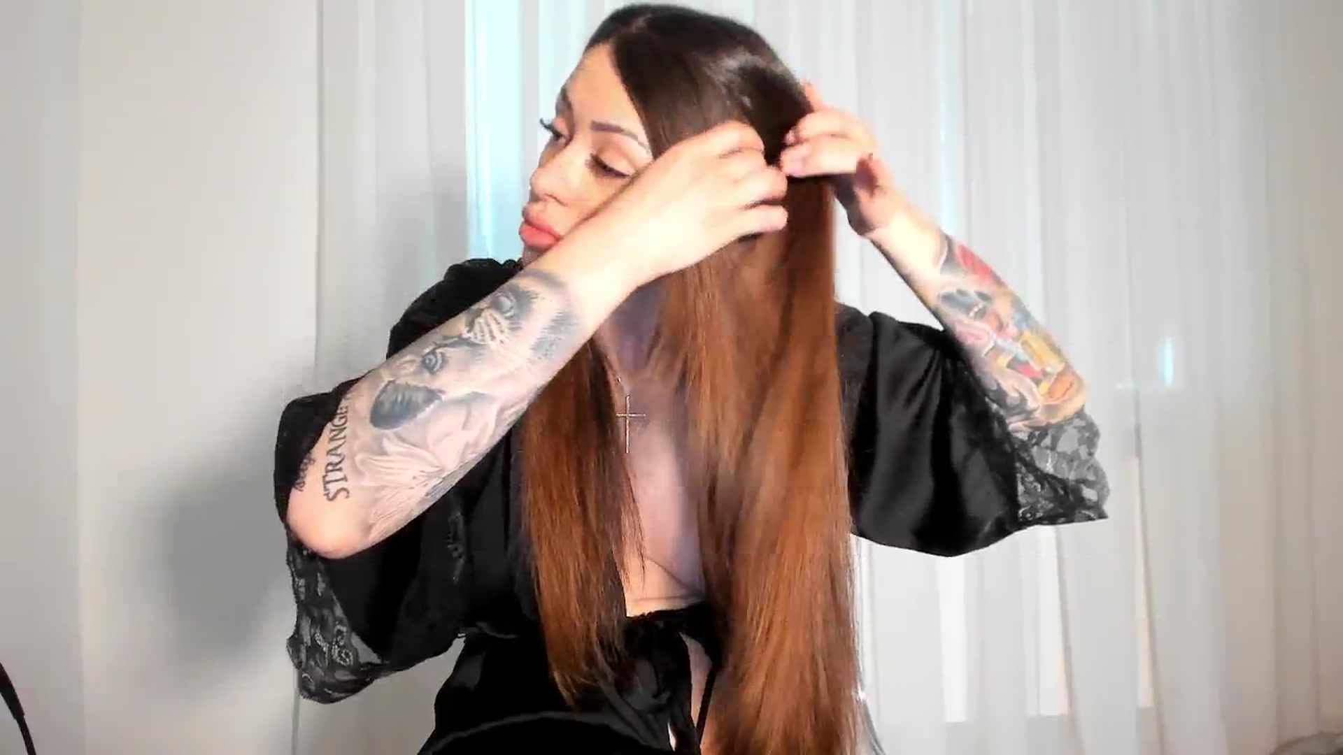 Gallery image thumbnail from Bri_Diamond's myfreecams stream on, 06/20/2025, 13:10 image 2 of 20