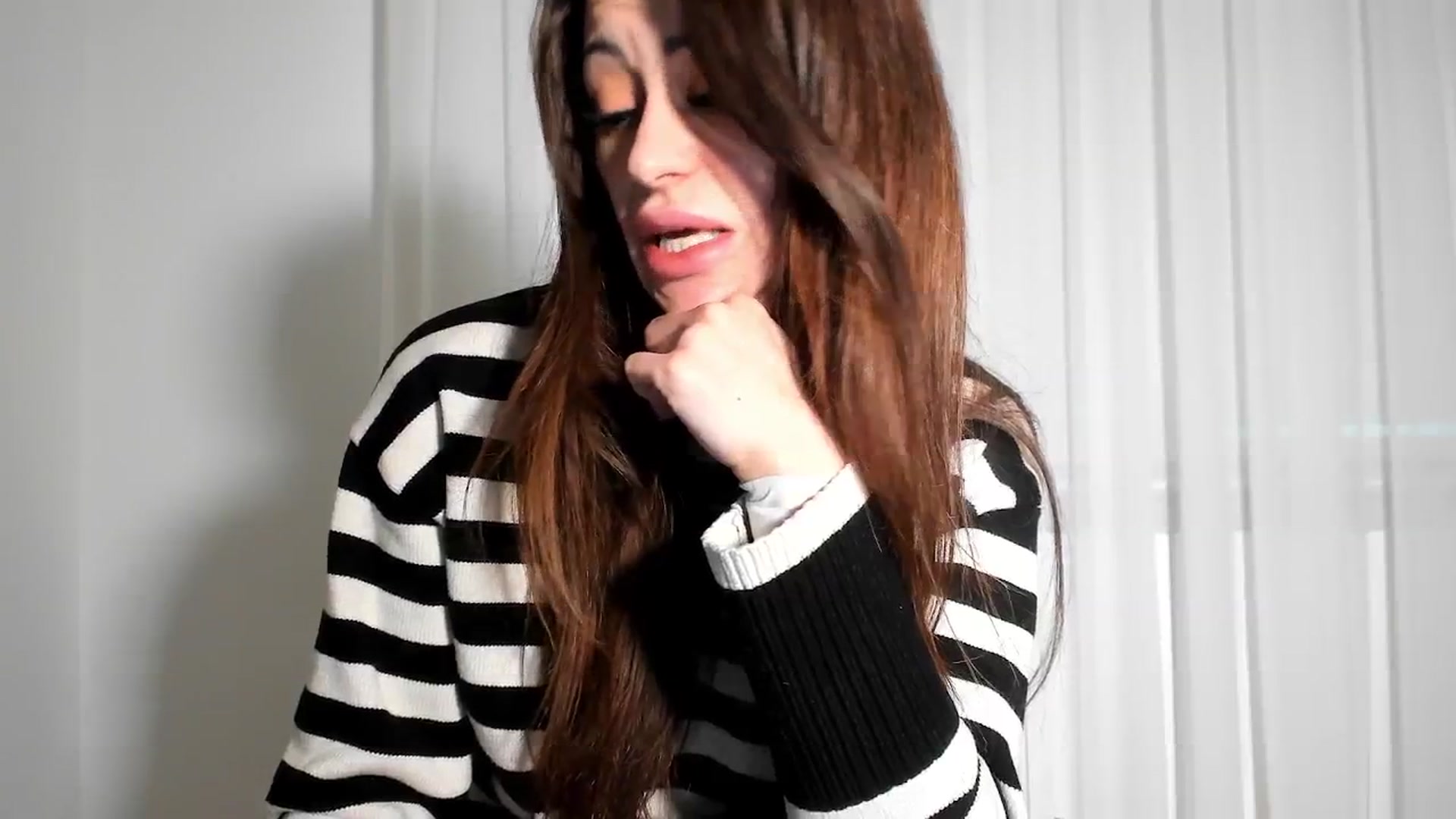 Gallery image thumbnail from Bri_Diamond's myfreecams stream on, 12/02/2025, 12:14 image 9 of 20