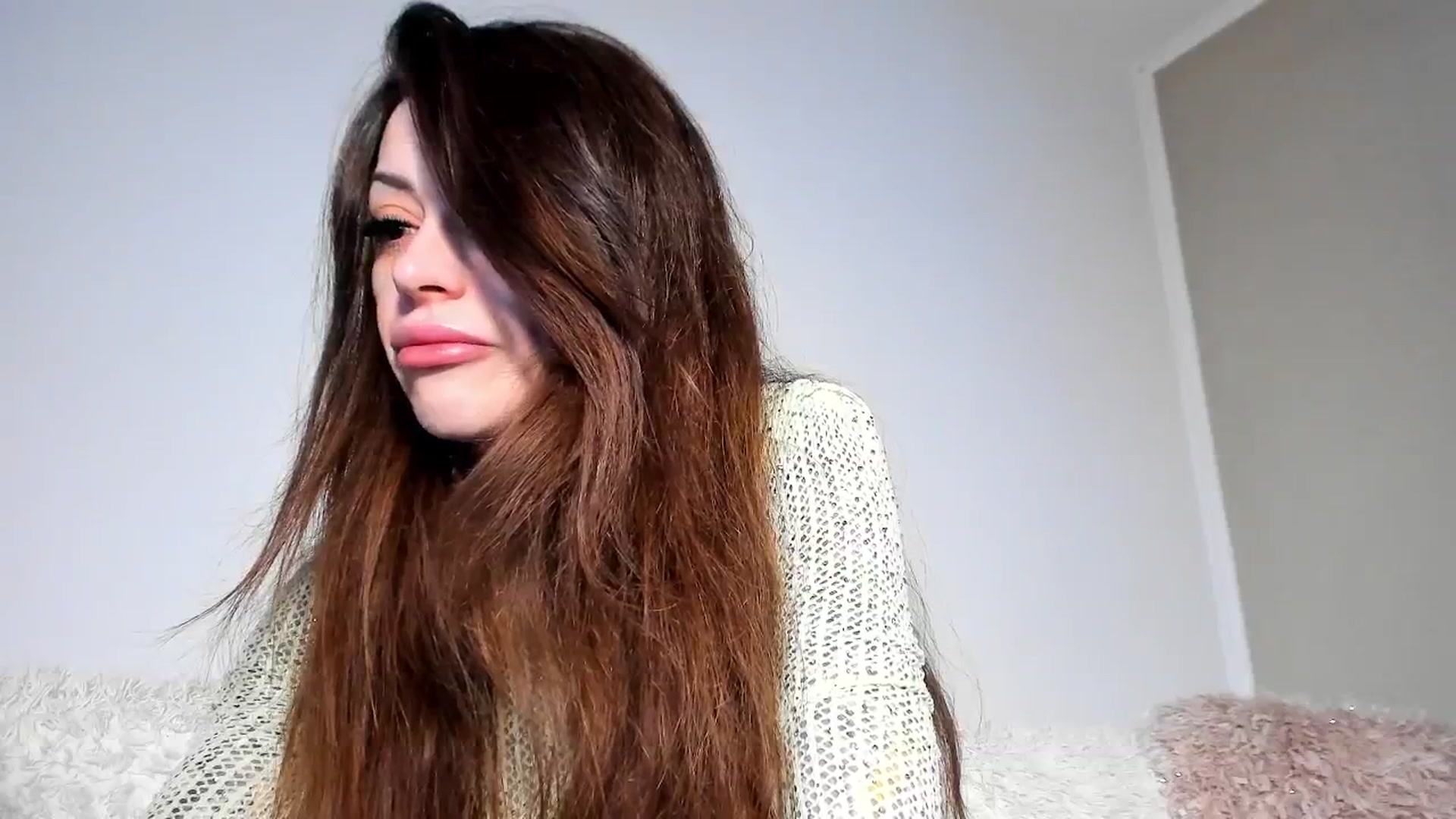 Gallery image thumbnail from Bri_Diamond's myfreecams stream on, 12/22/2025, 12:01 image 7 of 20