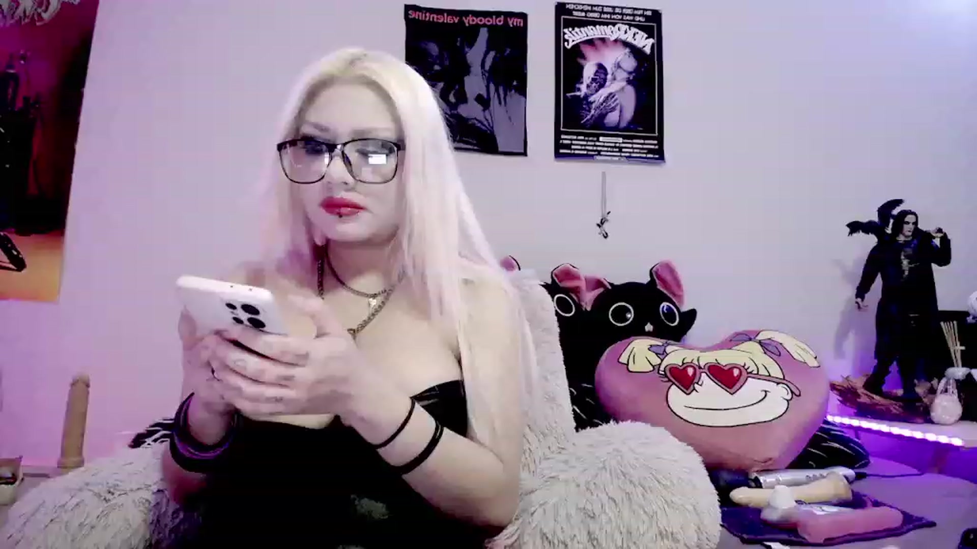Gallery image thumbnail from Bri__'s myfreecams stream on, 02/06/2024, 21:28 image 20 of 20
