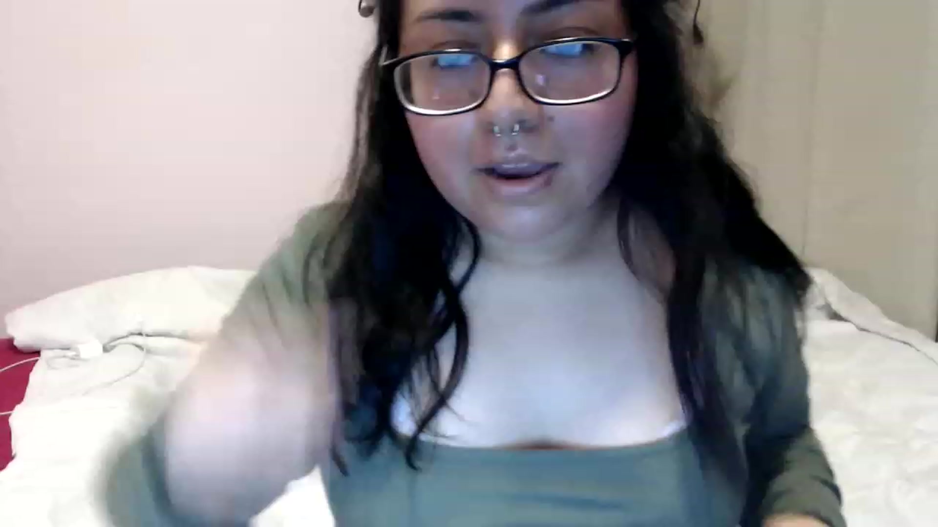 Gallery image thumbnail from BriaLea's myfreecams stream on, 11/29/2022, 13:03 image 4 of 20