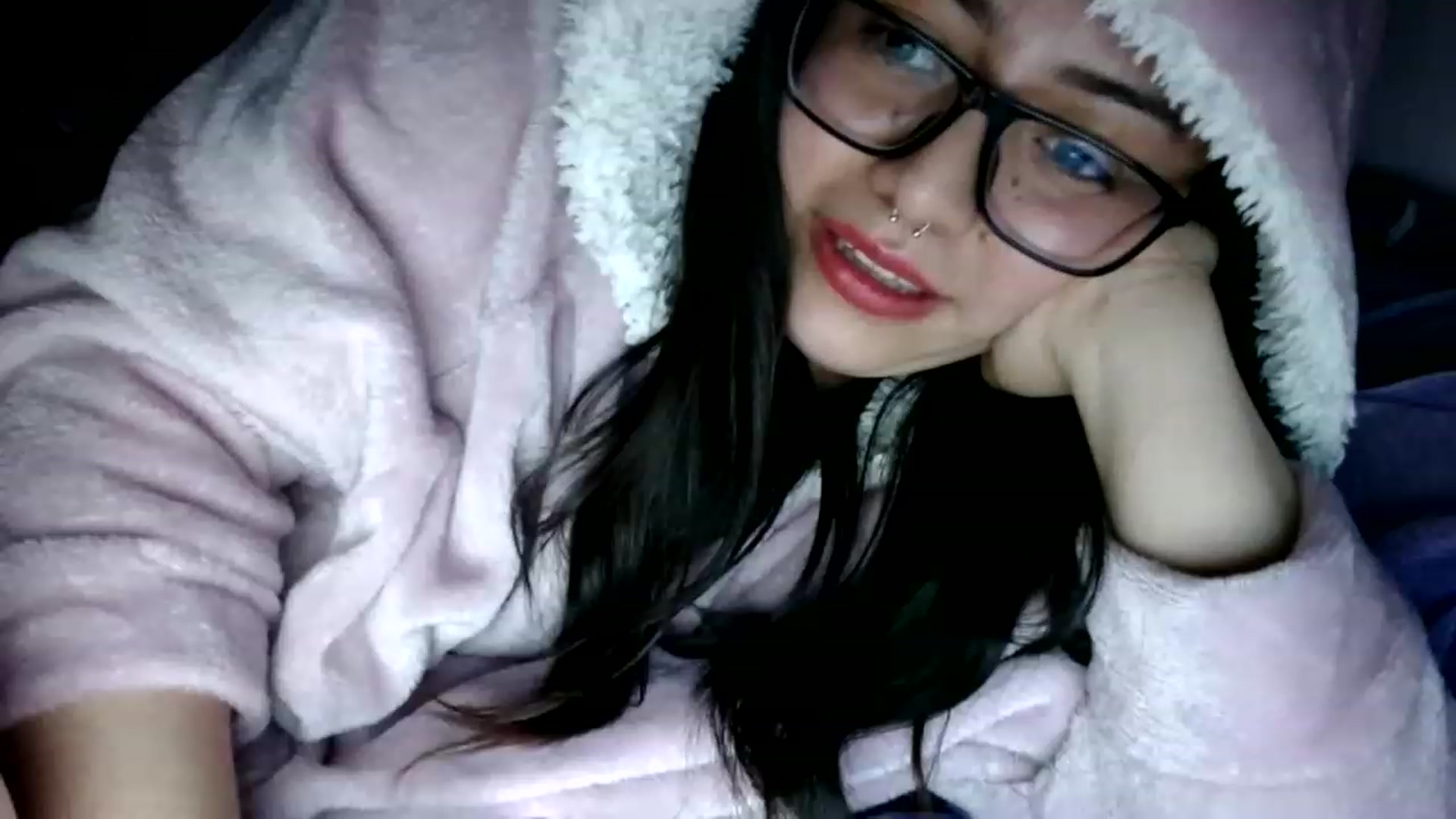 Gallery image thumbnail from BriaLea's myfreecams stream on, 03/26/2023, 11:28 image 4 of 20
