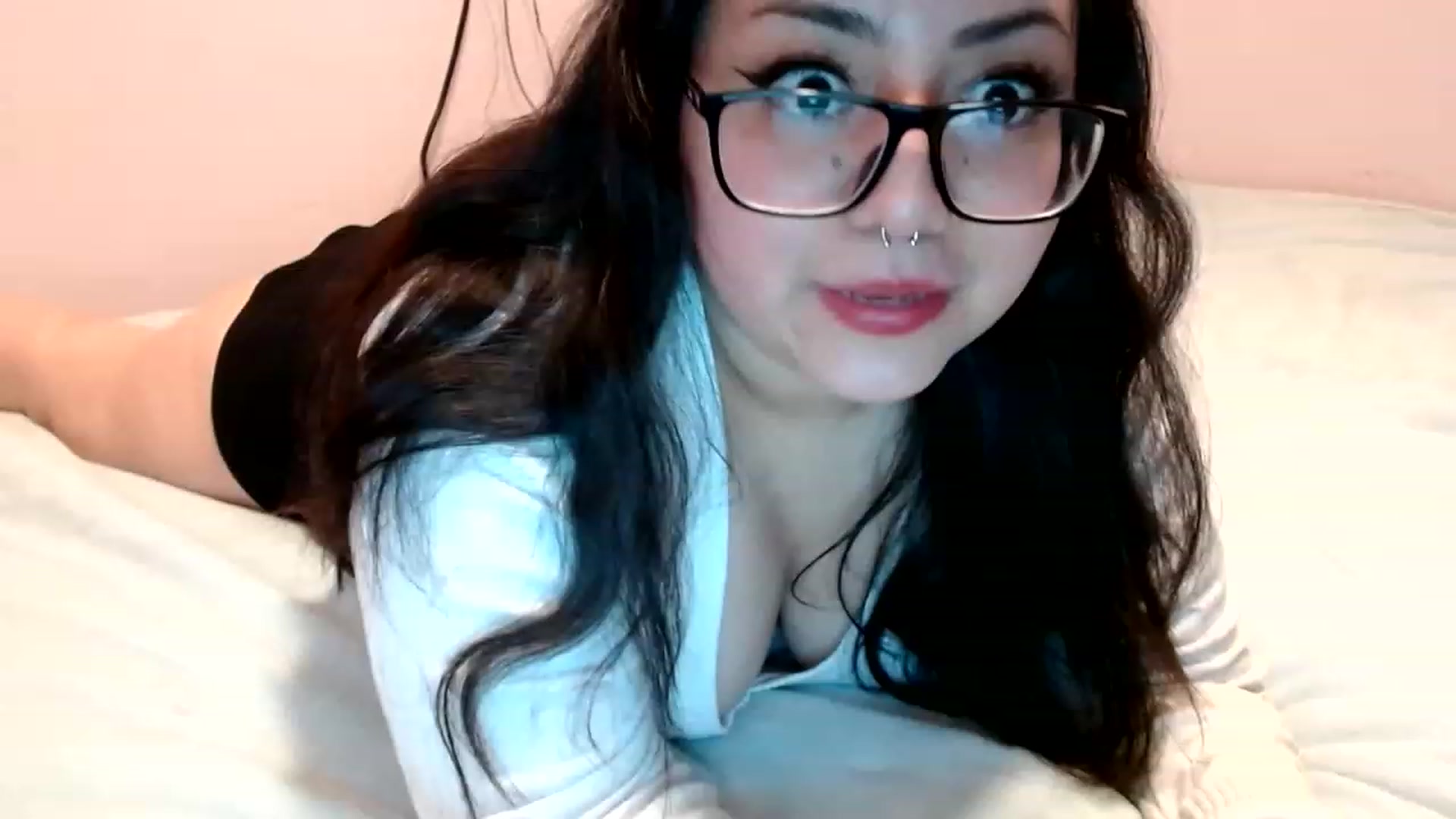 Gallery image thumbnail from BriaLea's myfreecams stream on, 04/05/2023, 11:55 image 7 of 20
