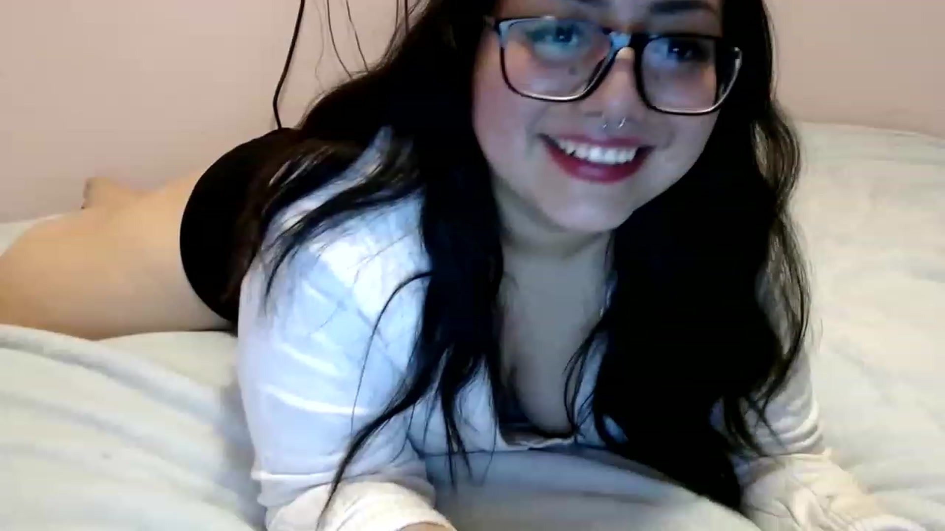 Gallery image thumbnail from BriaLea's myfreecams stream on, 04/05/2023, 11:55 image 12 of 20