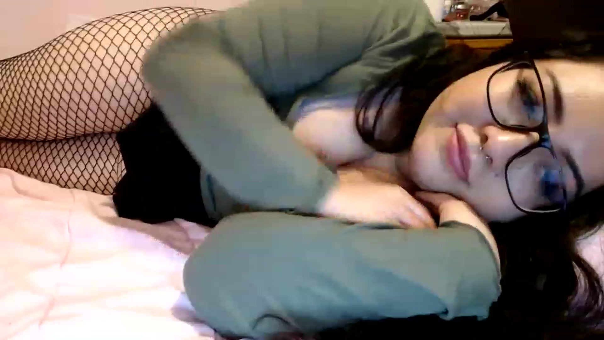 Gallery image thumbnail from BriaLea's myfreecams stream on, 04/15/2023, 07:57 image 16 of 20