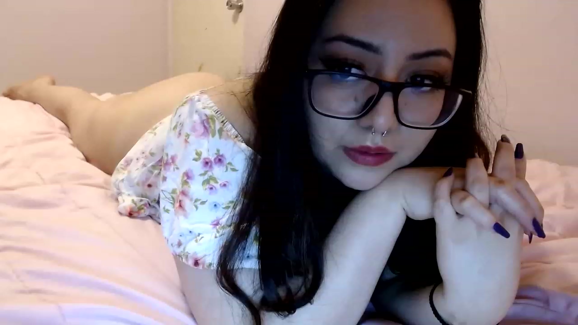 Gallery image thumbnail from BriaLea's myfreecams stream on, 04/27/2023, 08:09 image 17 of 20
