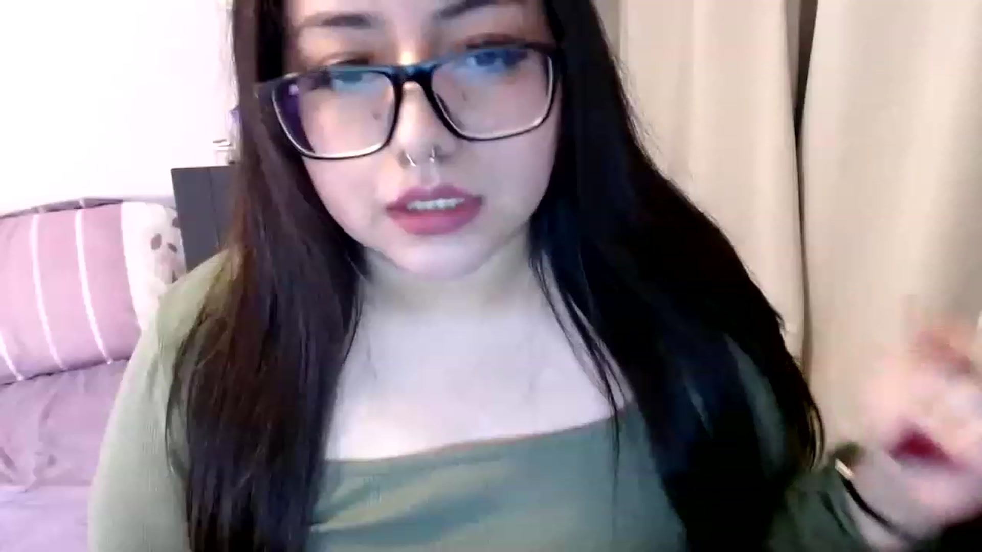 Gallery image thumbnail from BriaLea's myfreecams stream on, 05/18/2023, 12:55 image 5 of 20