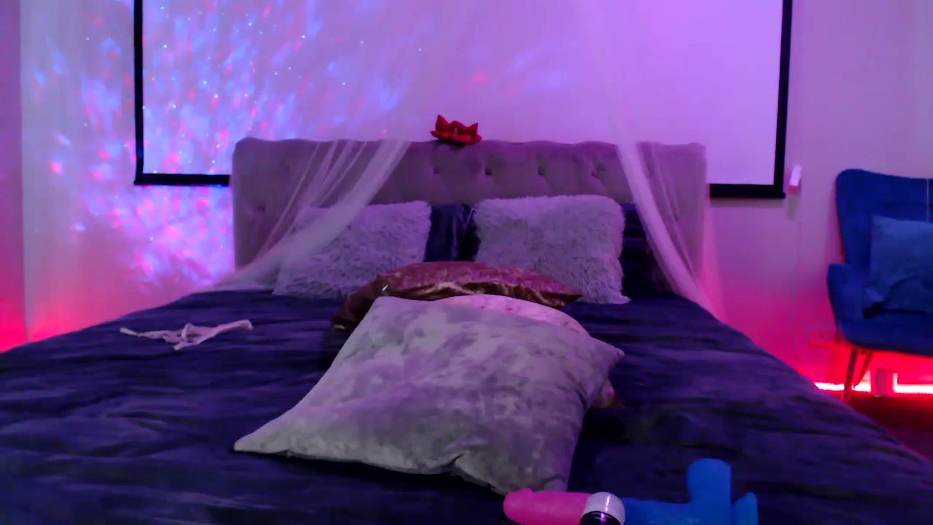 Gallery image thumbnail from BrianaCoxx's myfreecams stream on, 02/26/2024, 01:50 image 17 of 20