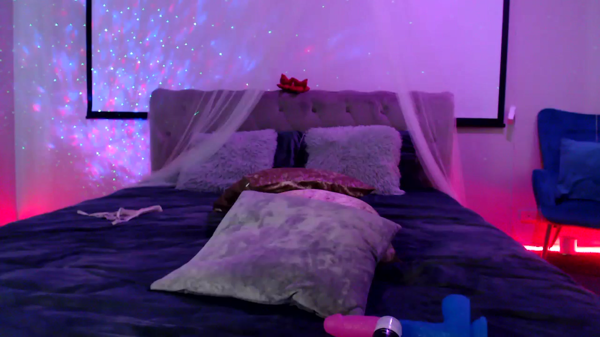 Gallery image thumbnail from BrianaCoxx's myfreecams stream on, 02/26/2024, 01:50 image 8 of 20