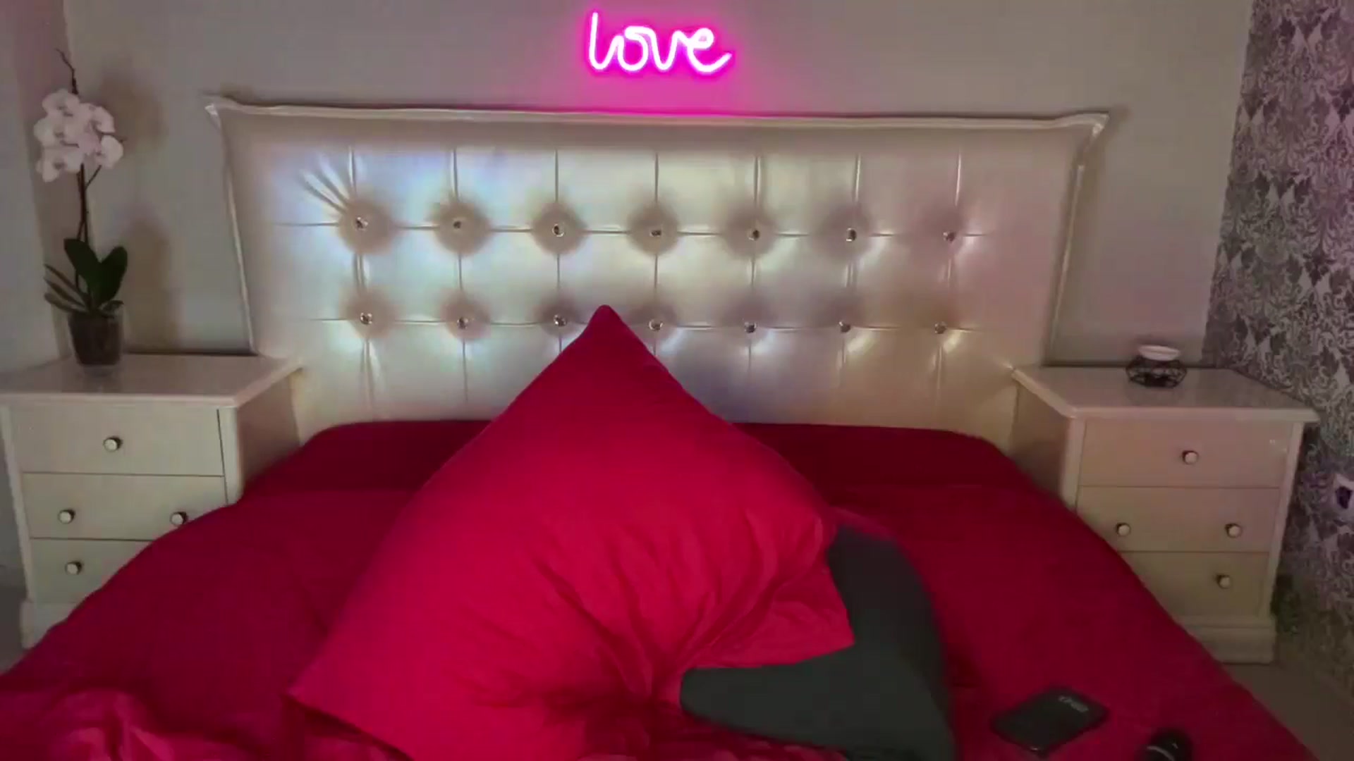 Gallery image thumbnail from BrianaCoxx's myfreecams stream on, 07/27/2024, 07:42 image 9 of 20