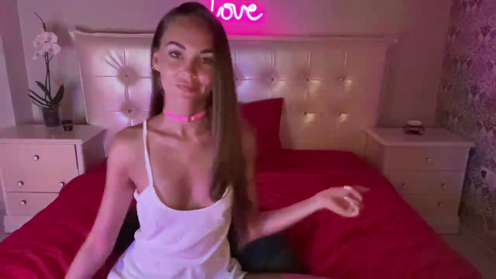 Gallery image thumbnail from BrianaCoxx's myfreecams stream on, 08/01/2024, 08:36 image 13 of 20