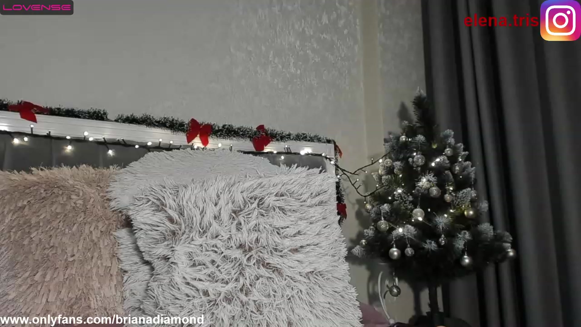 Gallery image thumbnail from BrianaDmnd's myfreecams stream on, 12/12/2022, 06:53 image 2 of 20
