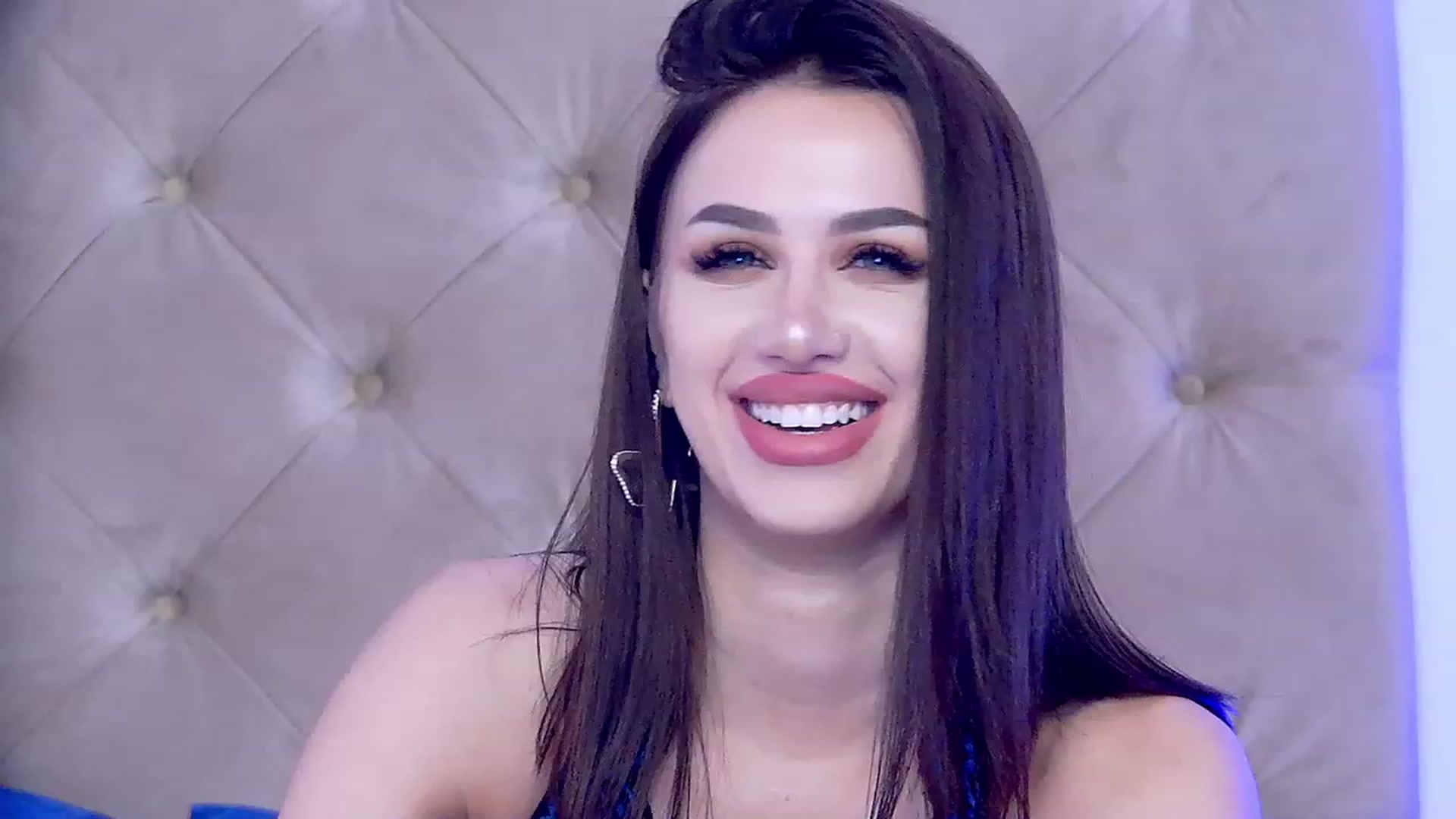 Gallery image thumbnail from BrianaJane's myfreecams stream on, 07/21/2023, 13:20 image 7 of 20