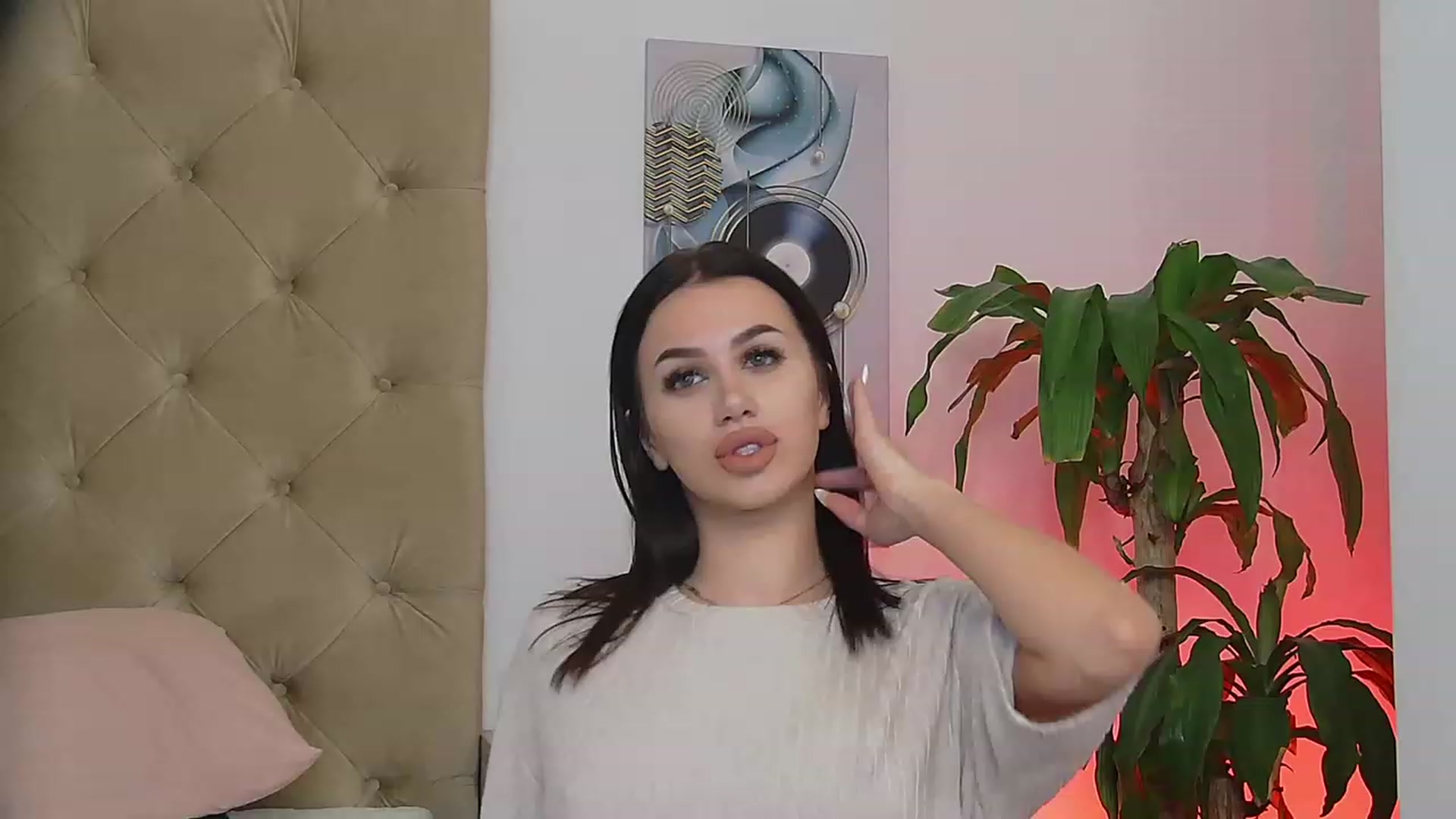 Gallery image thumbnail from BrianaJane's myfreecams stream on, 08/01/2023, 09:50 image 13 of 20