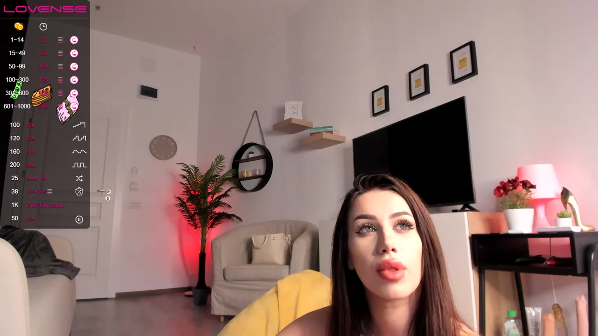 Gallery image thumbnail from BrianaJane's myfreecams stream on, 08/04/2023, 12:51 image 18 of 20