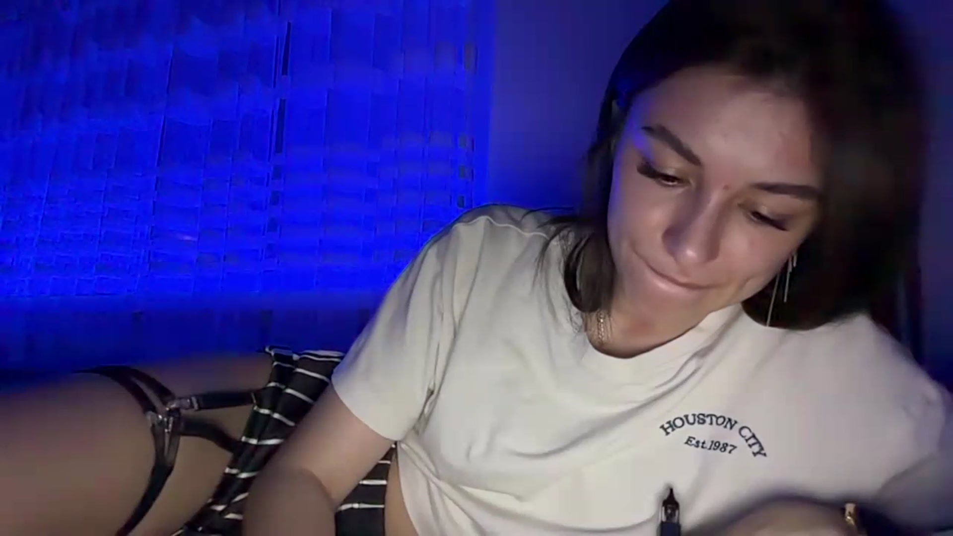 Gallery image thumbnail from BrianaLix's myfreecams stream on, 05/25/2026, 19:36 image 14 of 20