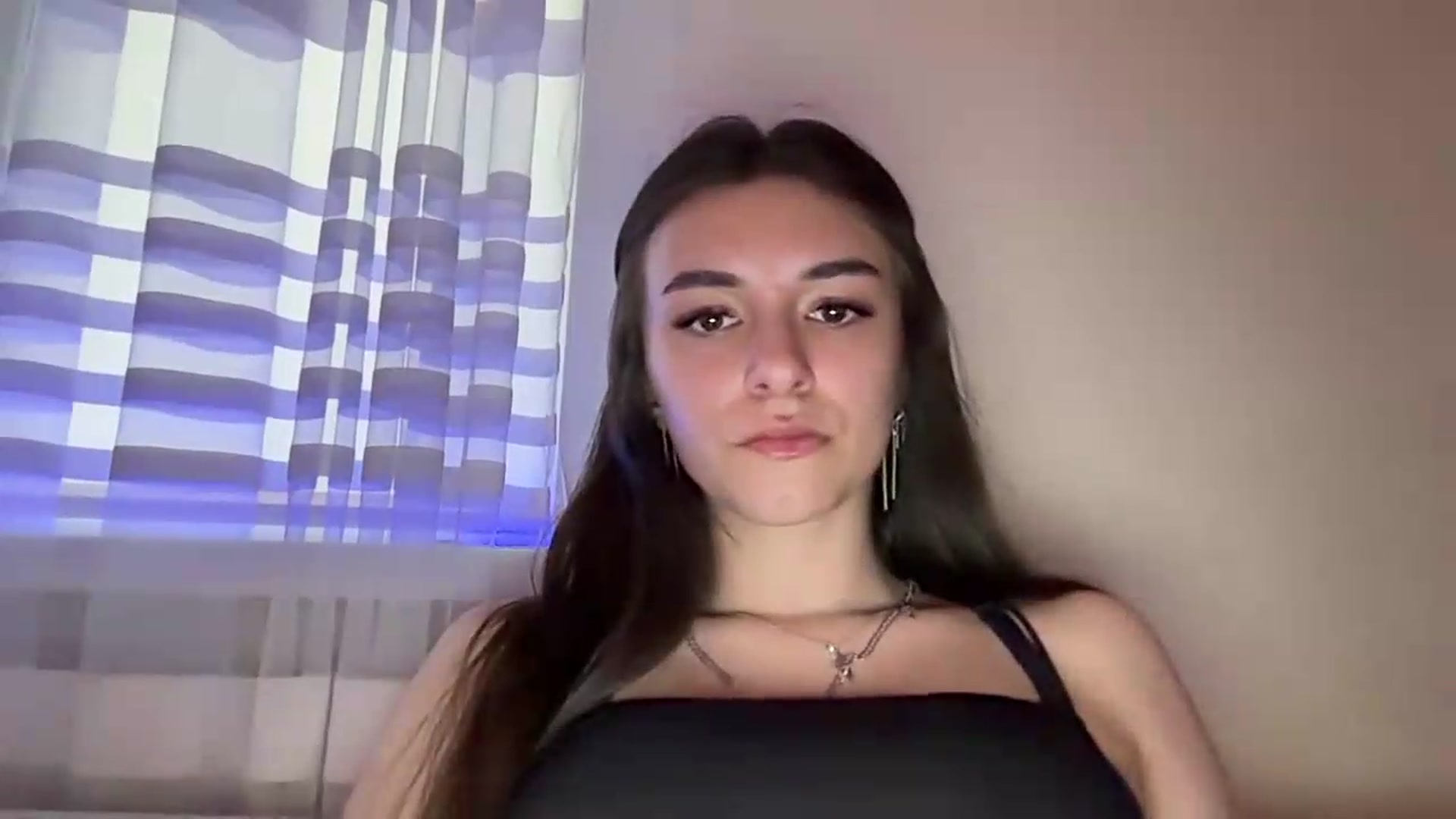 Gallery image thumbnail from BrianaLix's myfreecams stream on, 05/31/2026, 17:09 image 18 of 20