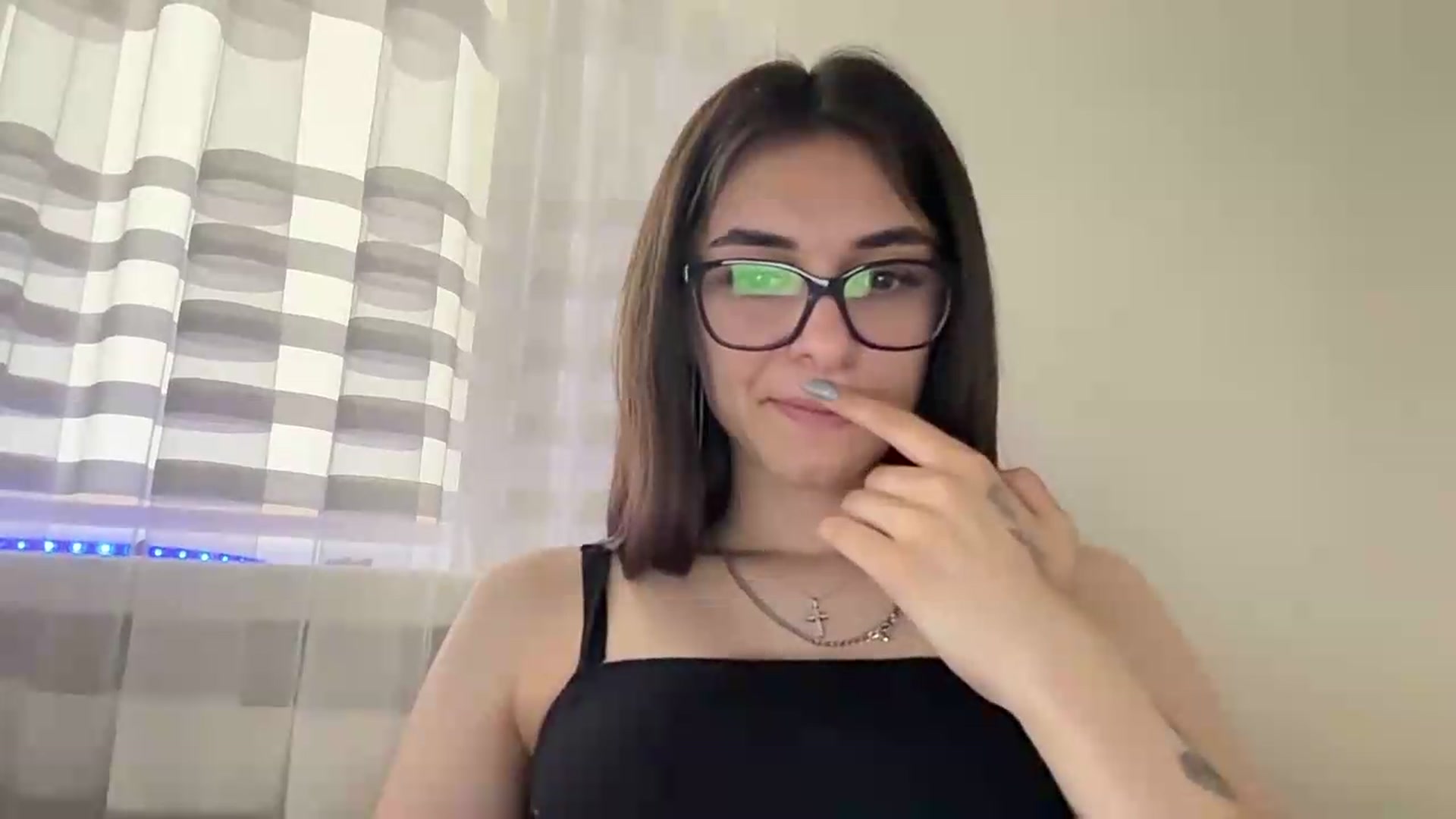 Gallery image thumbnail from BrianaLix's myfreecams stream on, 06/19/2026, 13:52 image 10 of 20