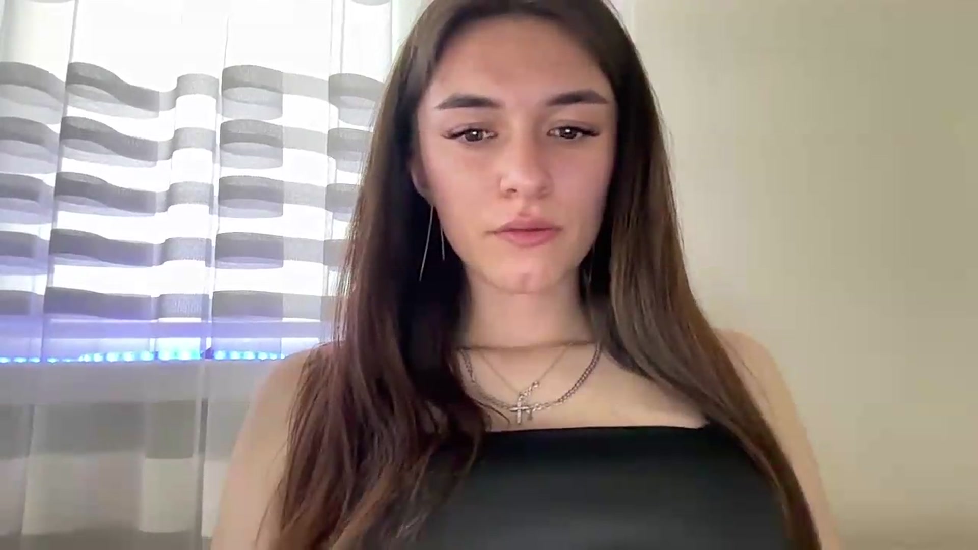 Gallery image thumbnail from BrianaLix's myfreecams stream on, 06/20/2026, 16:08 image 8 of 20