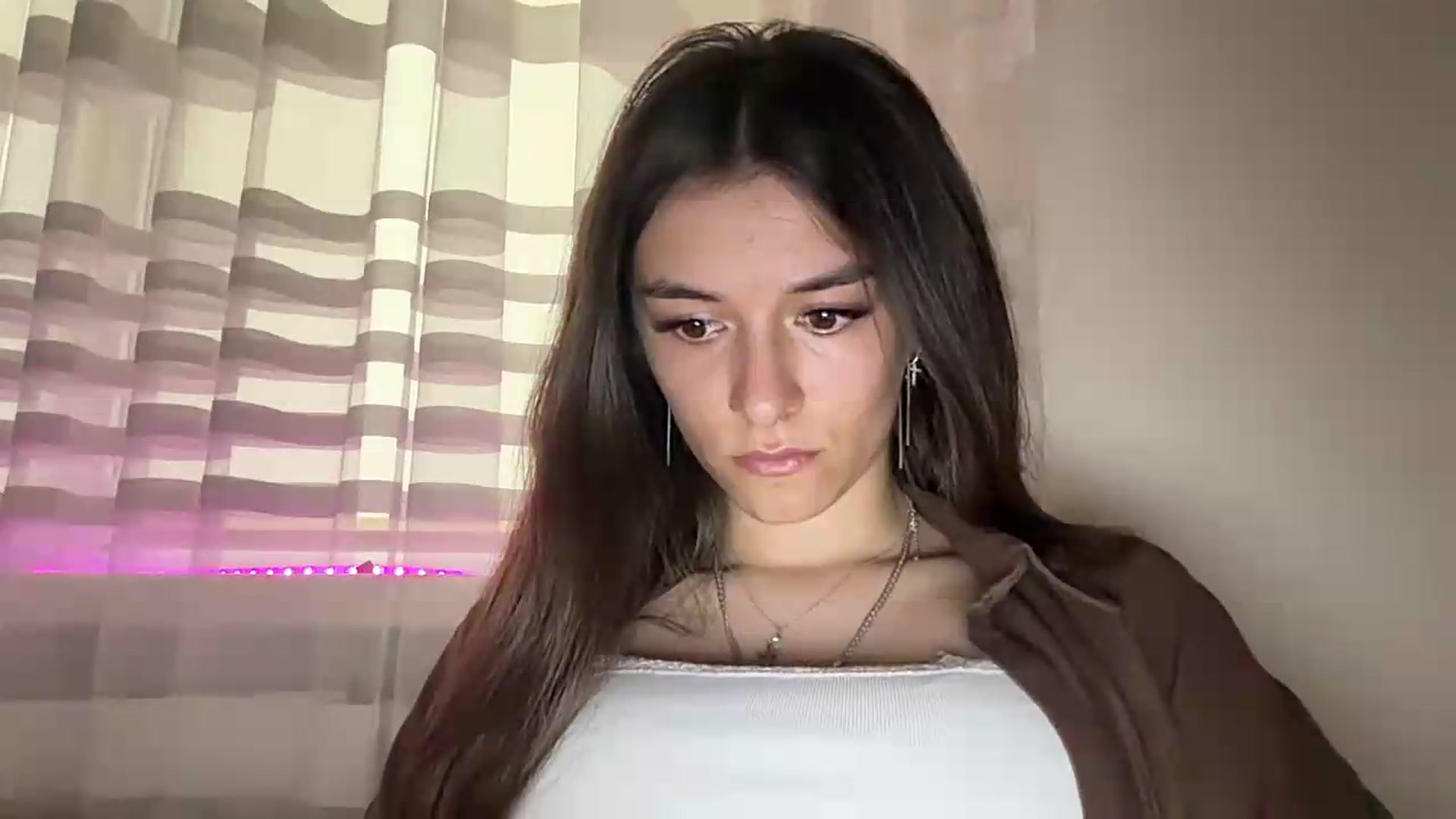Gallery image thumbnail from BrianaLix's myfreecams stream on, 07/11/2026, 15:53 image 12 of 20