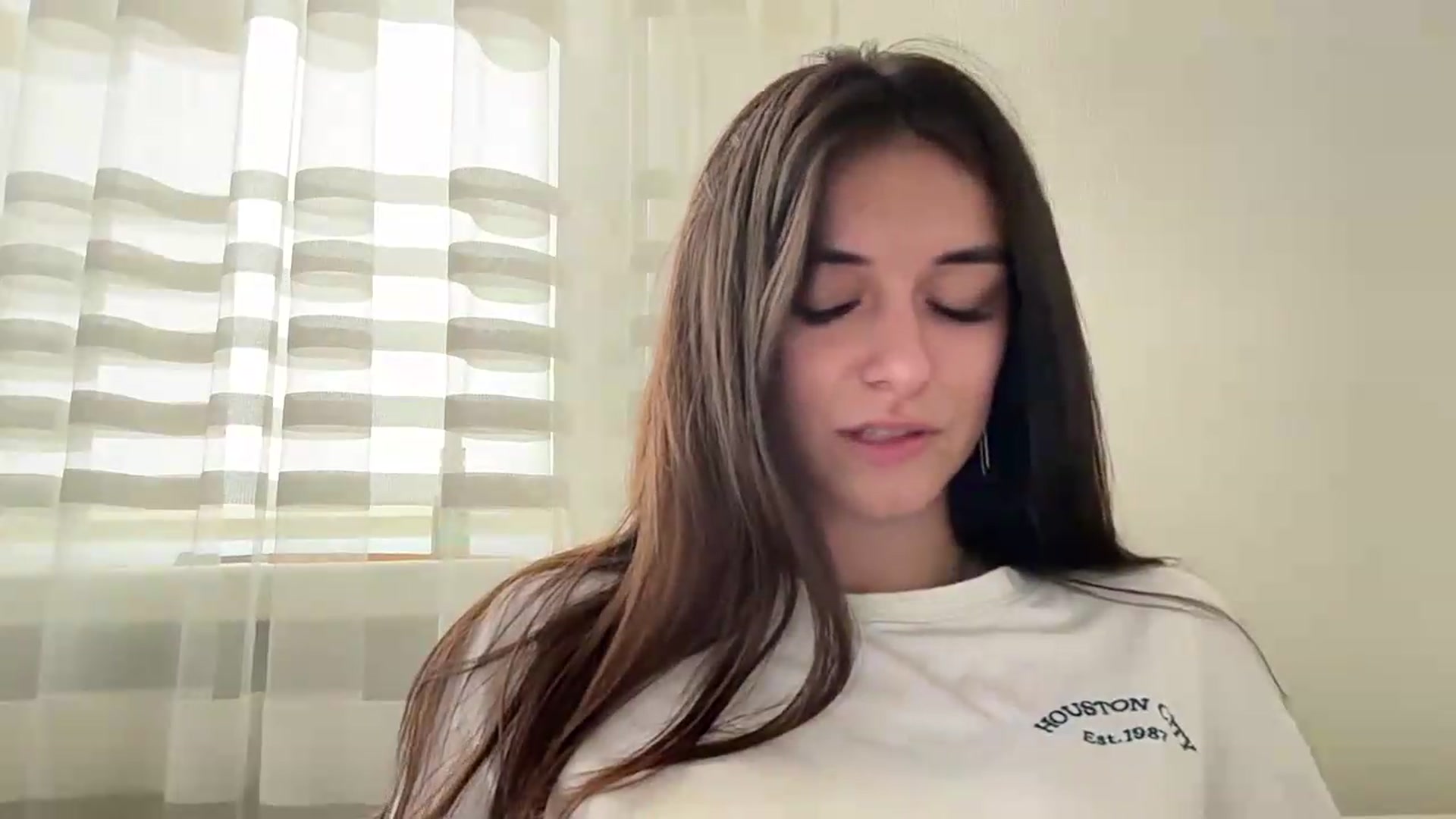 Gallery image thumbnail from BrianaLix's myfreecams stream on, 07/27/2026, 09:51 image 14 of 20