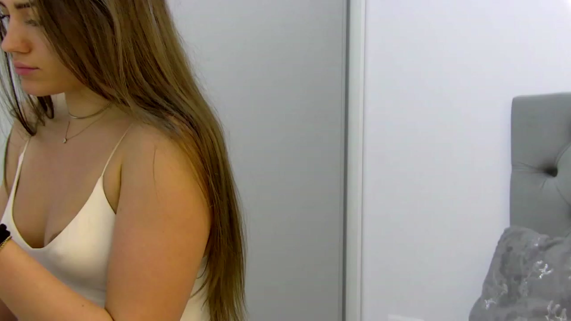 Gallery image thumbnail from BrianaLynx's myfreecams stream on, 04/04/2023, 22:30 image 3 of 20