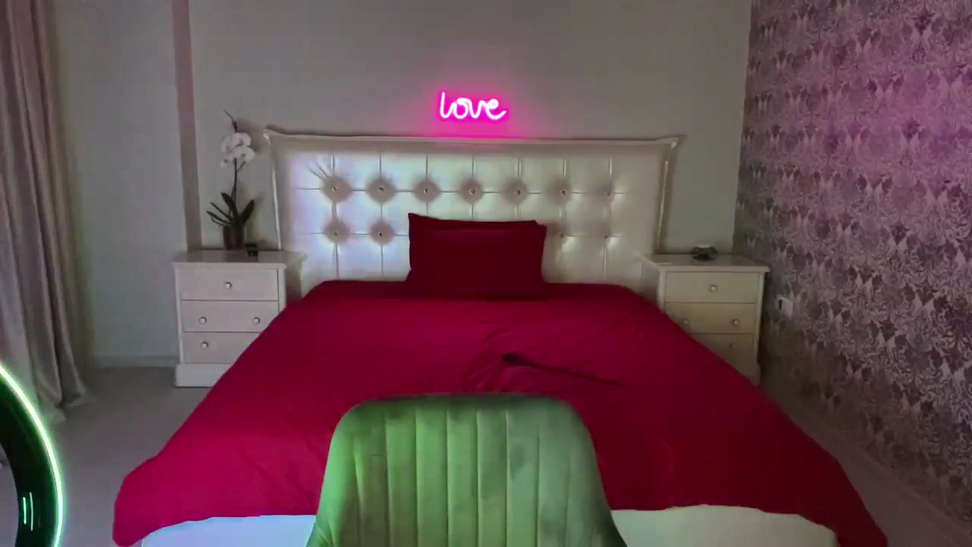 Gallery image thumbnail from Briana_Coxx's myfreecams stream on, 08/28/2024, 09:32 image 19 of 20