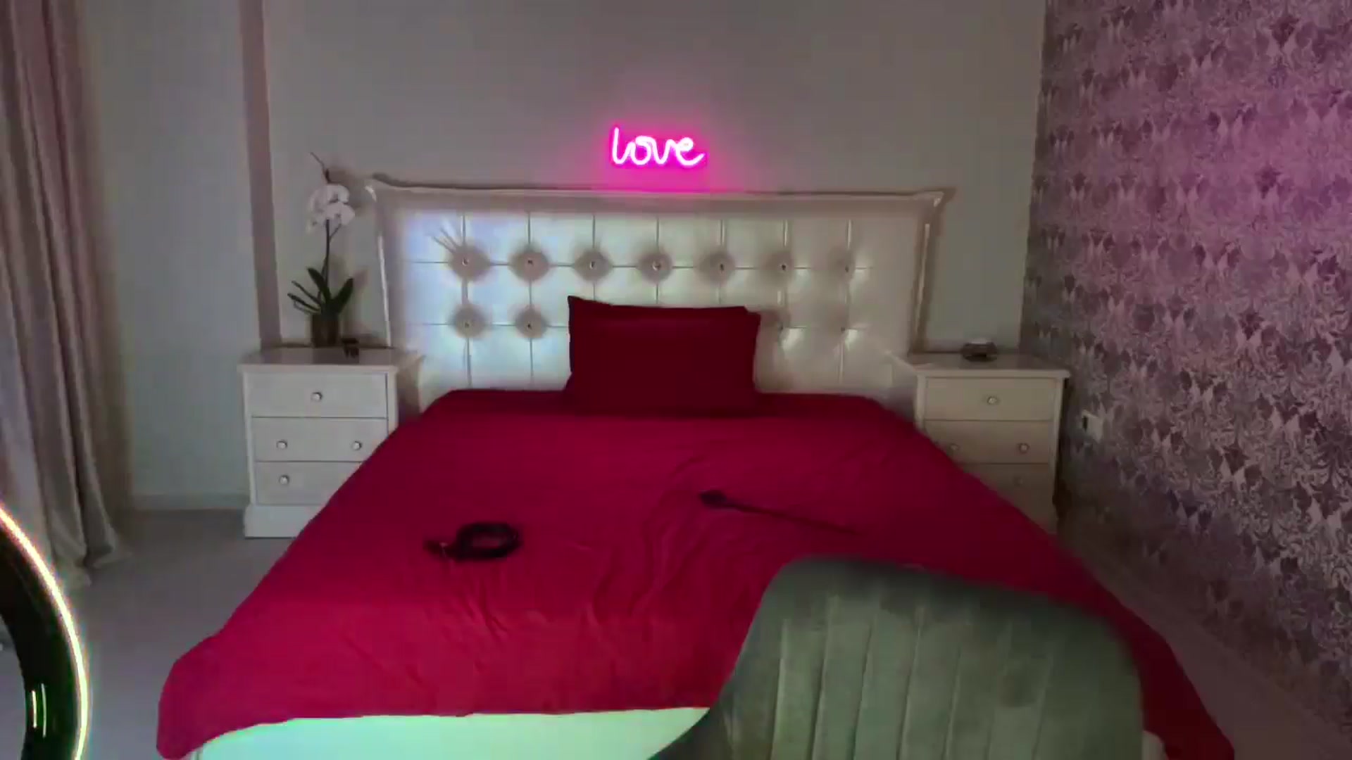 Gallery image thumbnail from Briana_Coxx's myfreecams stream on, 08/28/2024, 09:32 image 20 of 20