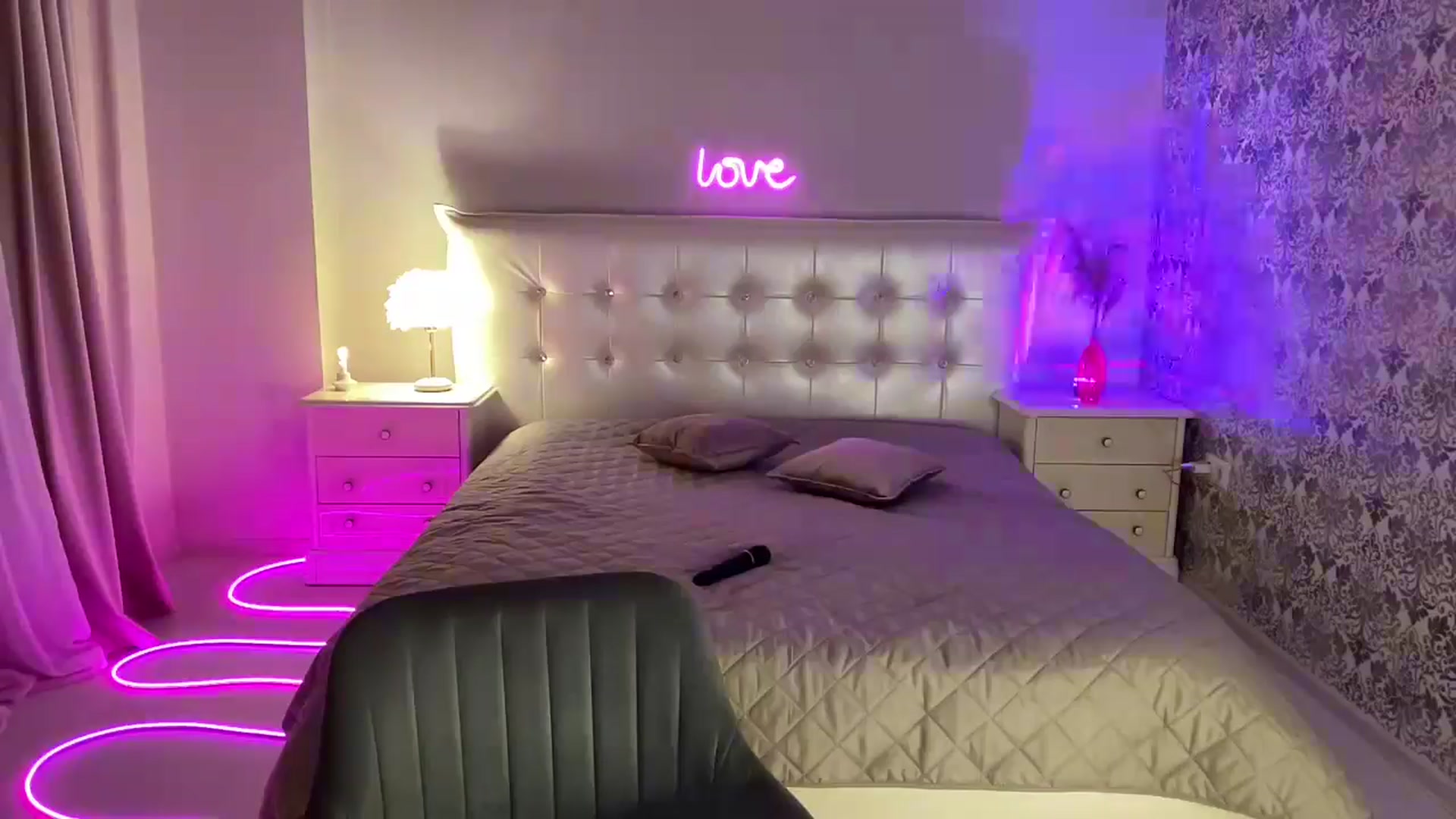 Gallery image thumbnail from Briana_Coxx's myfreecams stream on, 11/01/2024, 11:39 image 3 of 20
