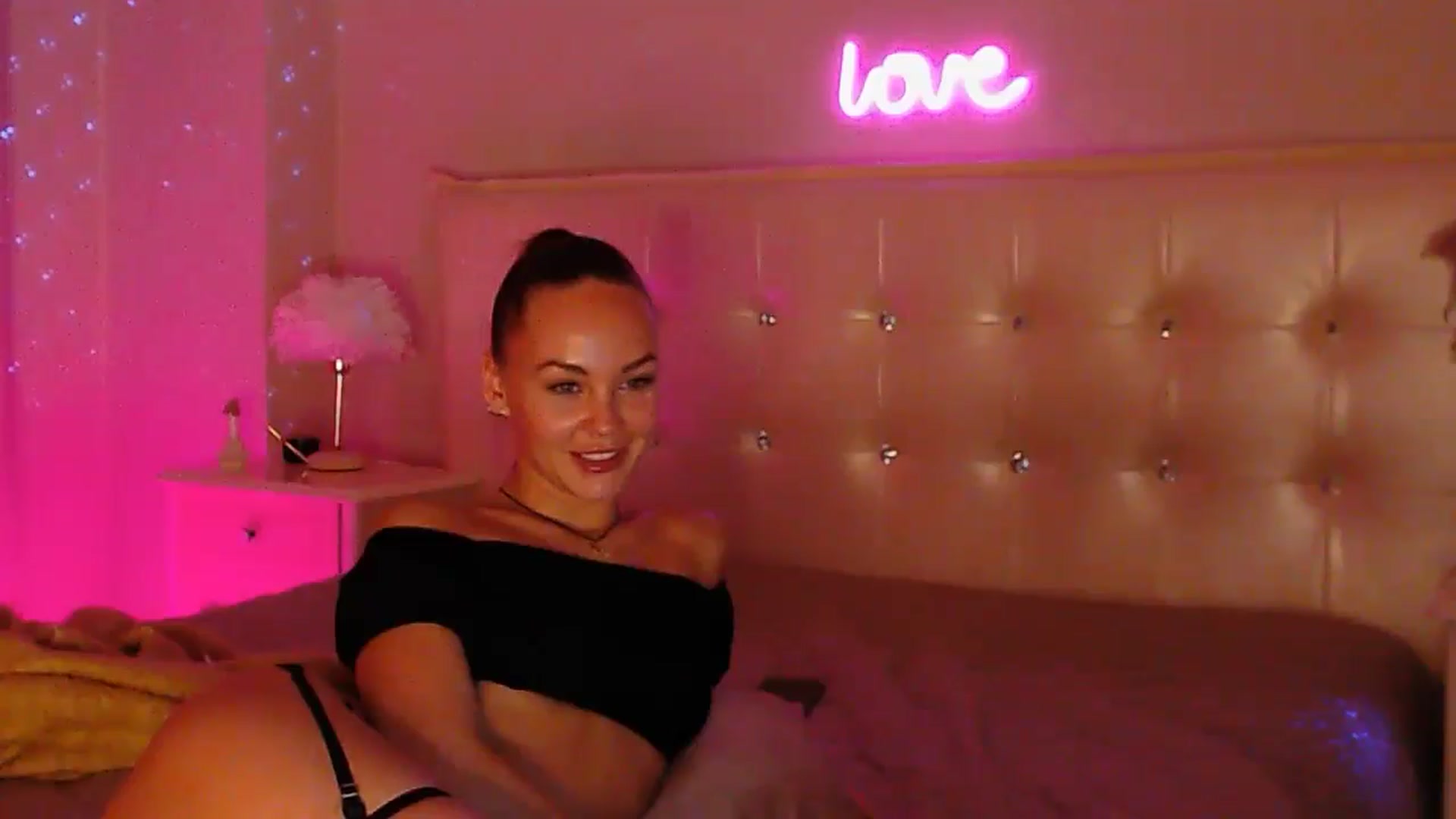 Gallery image thumbnail from Briana_Coxx's myfreecams stream on, 12/02/2024, 14:56 image 20 of 20