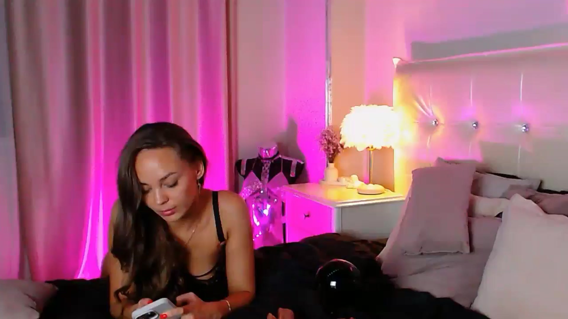 Gallery image thumbnail from Briana_Coxx's myfreecams stream on, 12/03/2025, 09:14 image 16 of 20