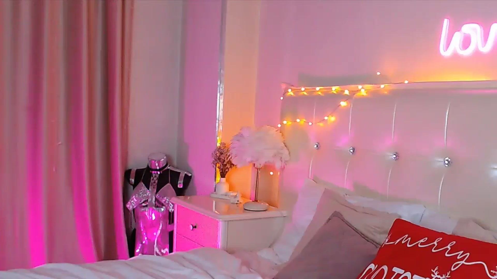 Gallery image thumbnail from Briana_Coxx's myfreecams stream on, 12/21/2025, 14:12 image 3 of 20