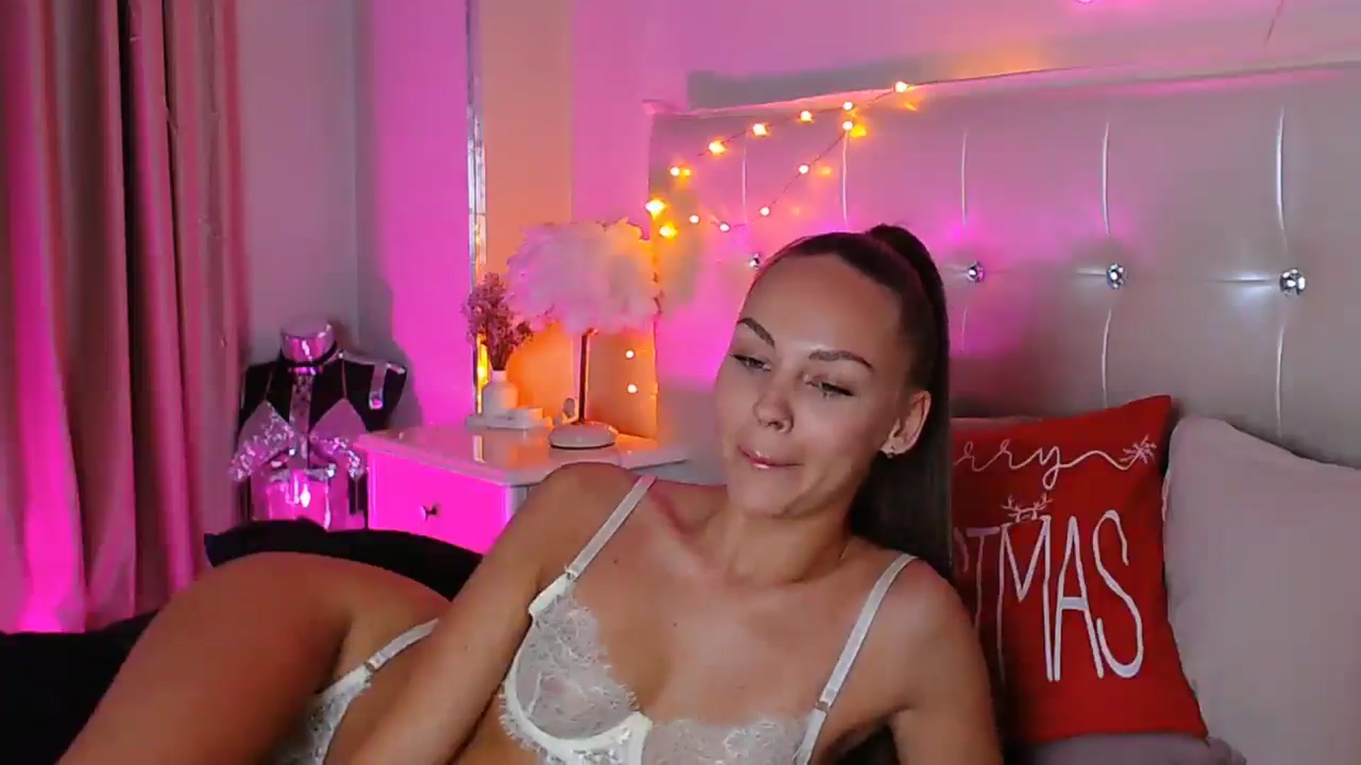 Gallery image thumbnail from Briana_Coxx's myfreecams stream on, 01/02/2026, 11:45 image 11 of 20