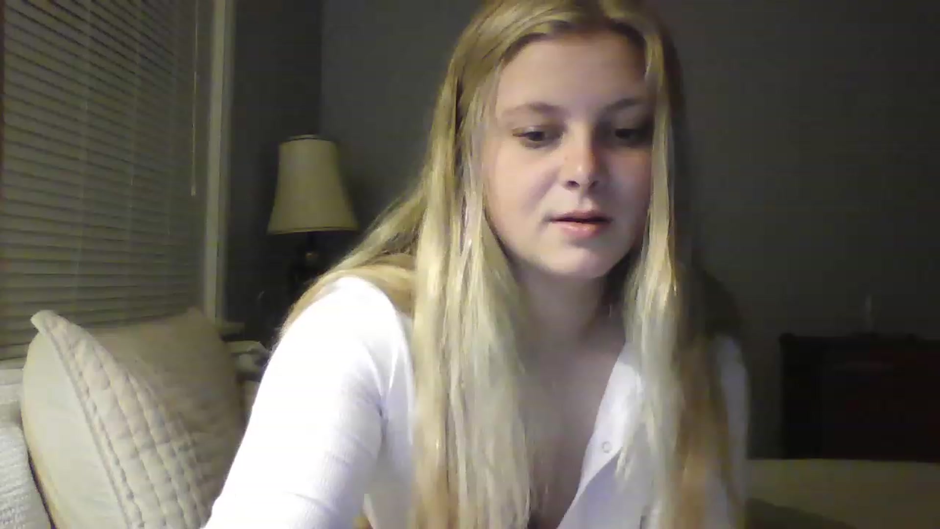 Gallery image thumbnail from Brianna8's myfreecams stream on, 05/12/2023, 02:12 image 17 of 20