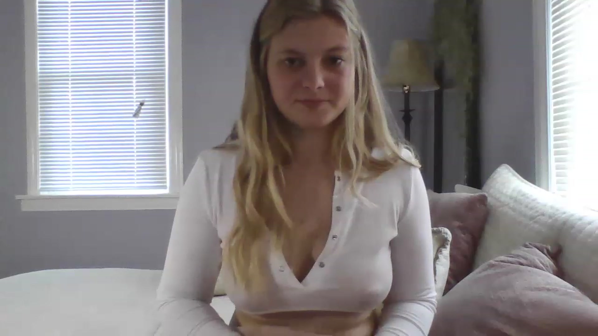 Gallery image thumbnail from Brianna8's myfreecams stream on, 05/15/2023, 22:30 image 18 of 20